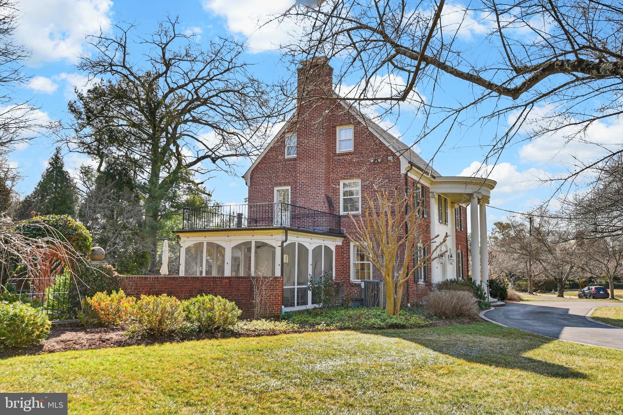 KENWOOD - Residential