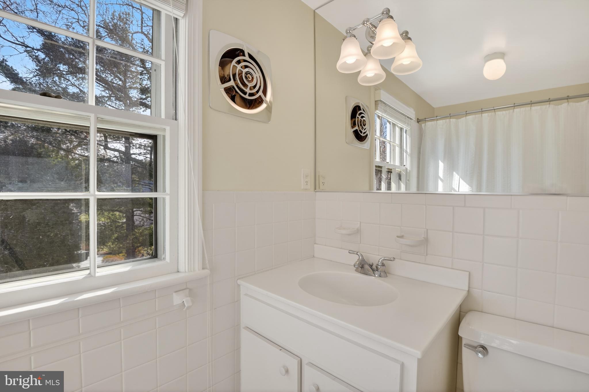 KENWOOD - Residential