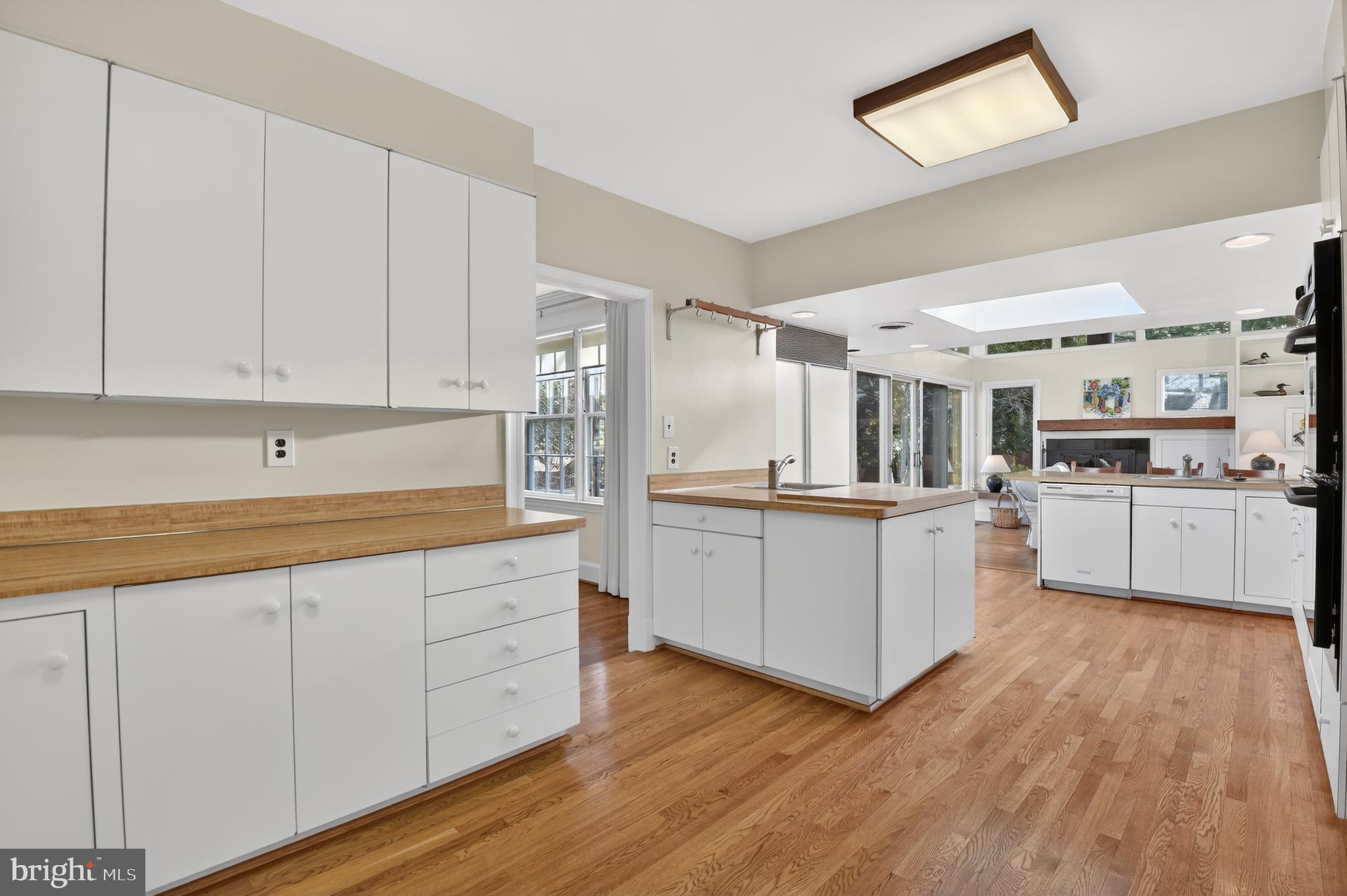 KENWOOD - Residential