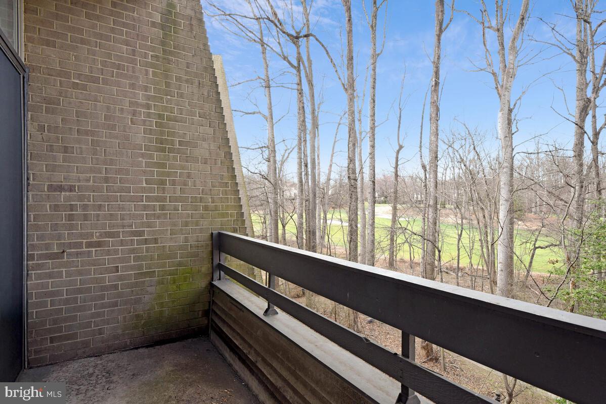 WOODWINDS - Residential