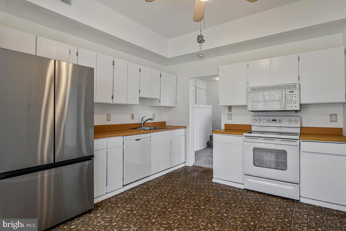 WOODWINDS - Residential