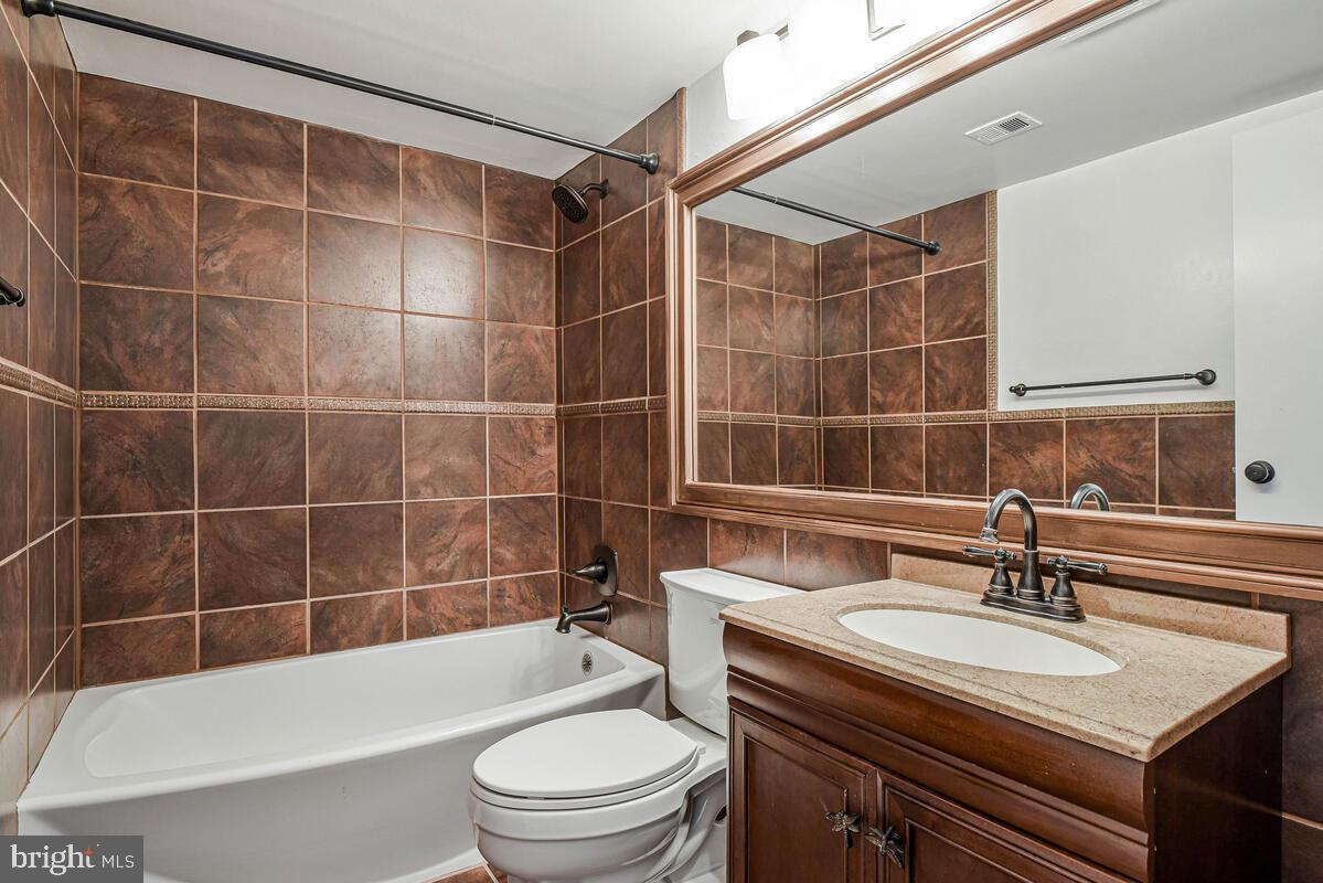 WOODWINDS - Residential