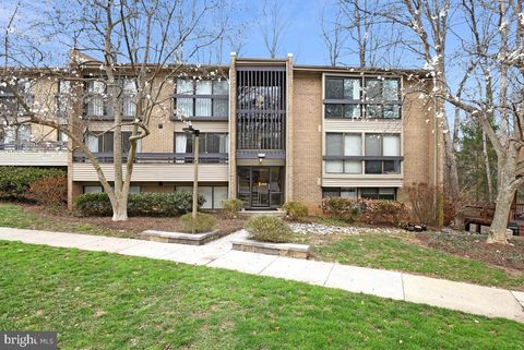 Photo of 2112 Green Watch Way #10/301F, RESTON, VA 20191 (MLS # VAFX2292712)