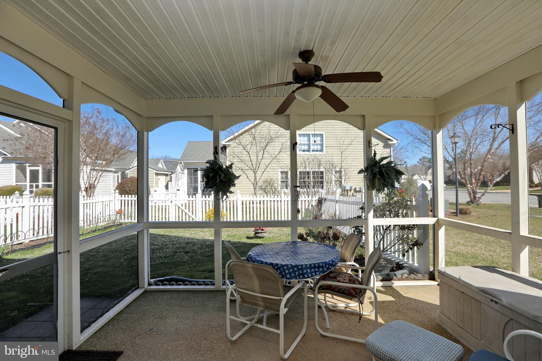 WASHINGTON SQUARE - Residential