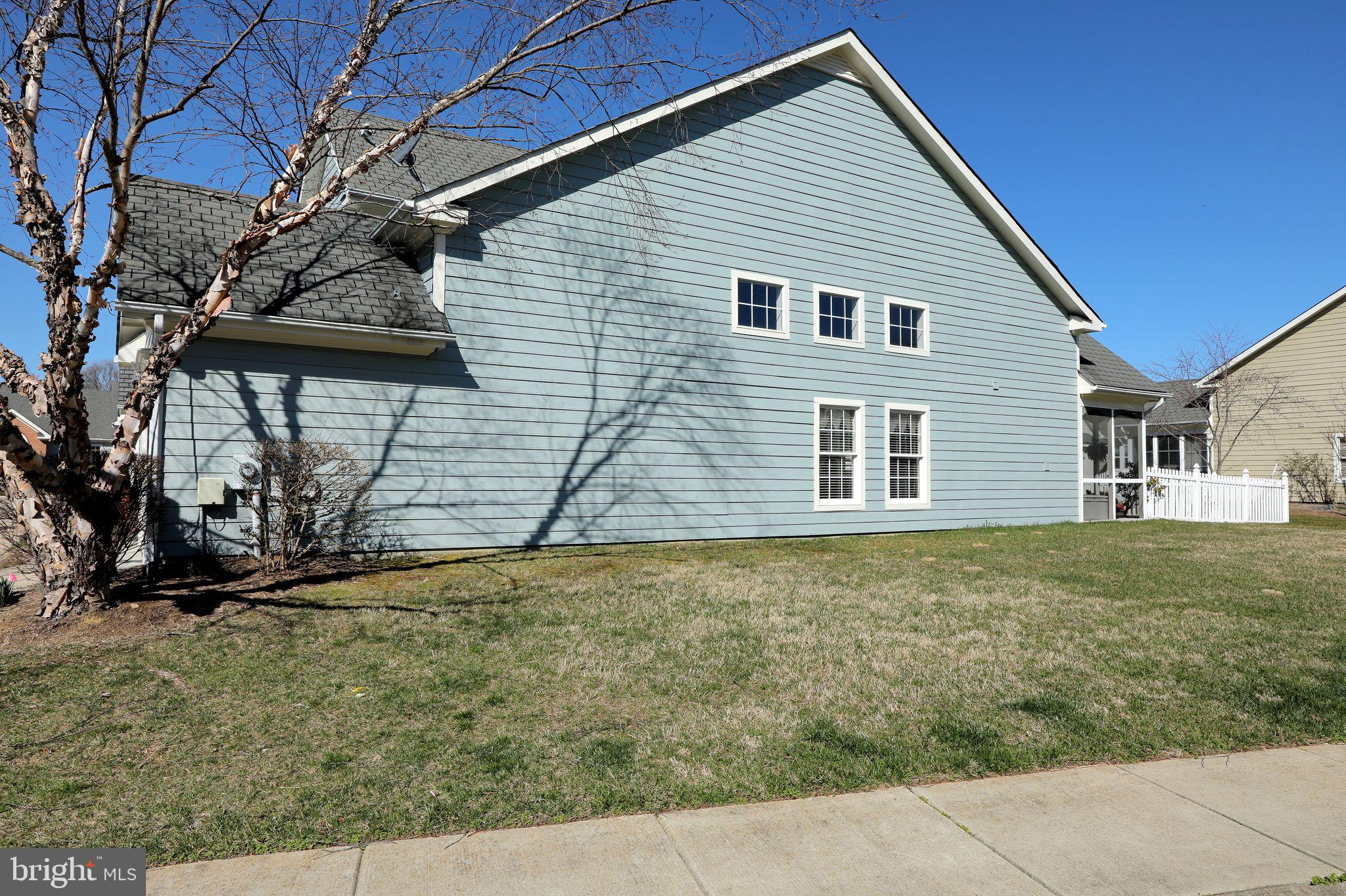 WASHINGTON SQUARE - Residential