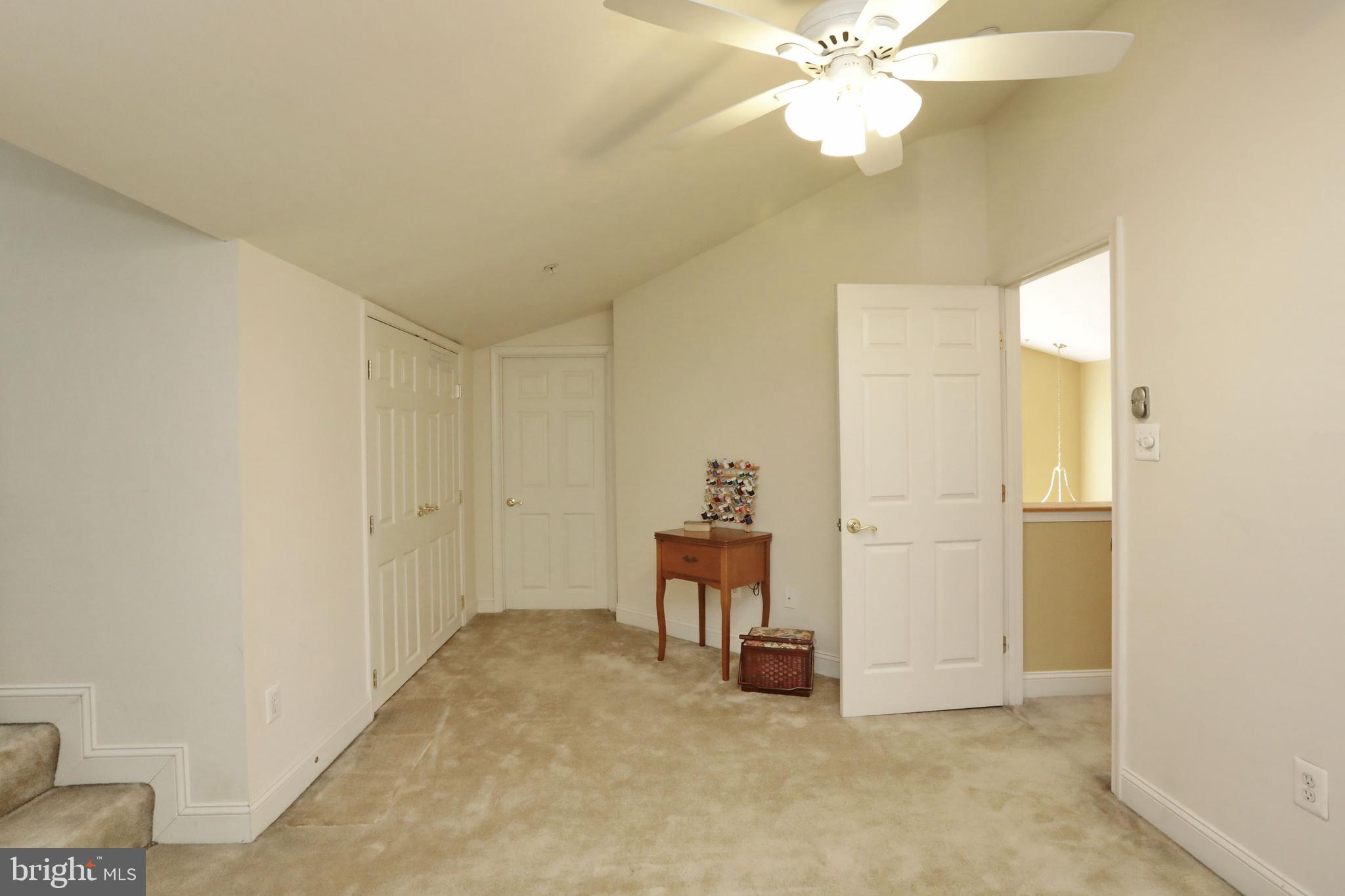 WASHINGTON SQUARE - Residential