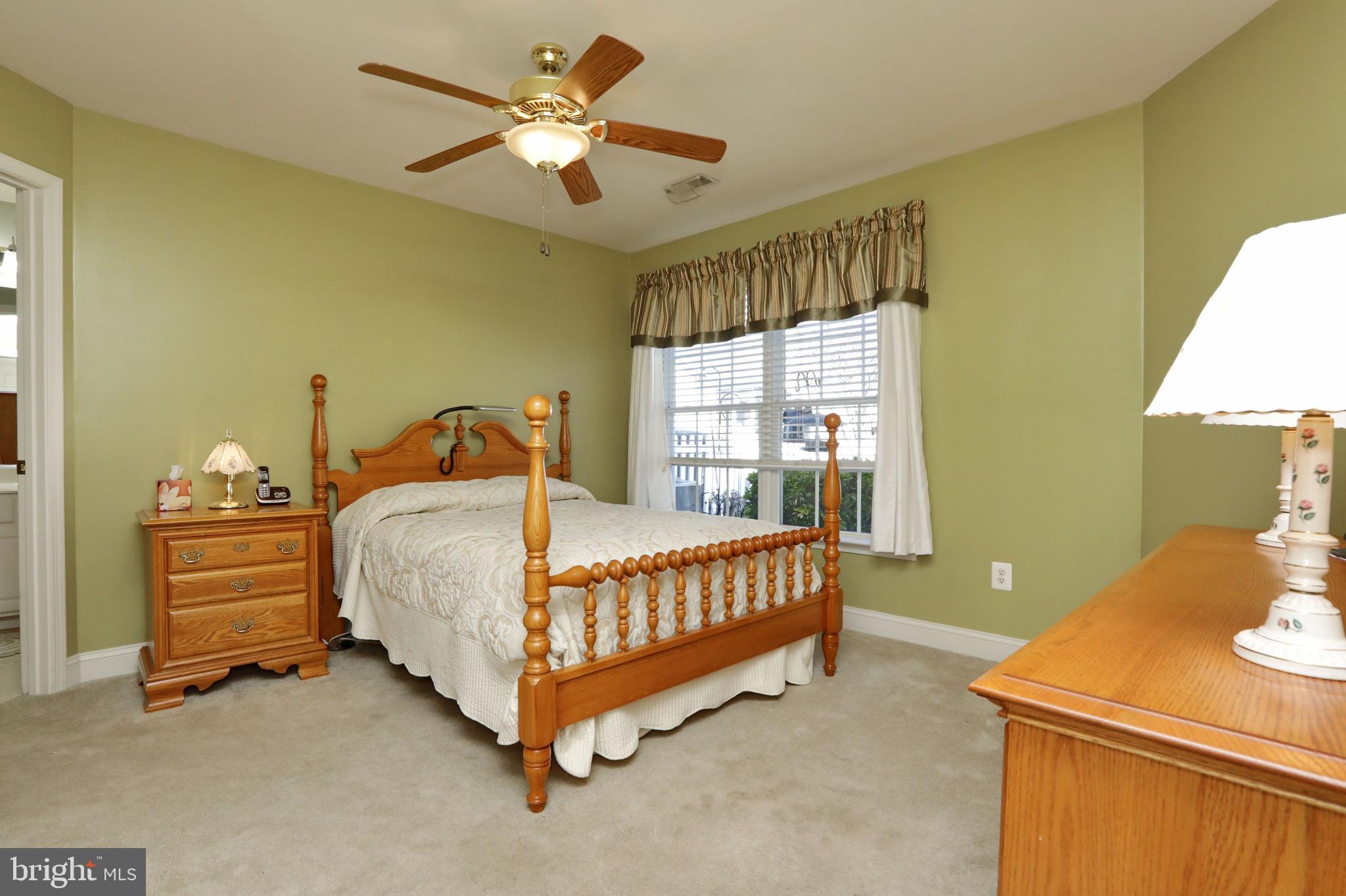 WASHINGTON SQUARE - Residential