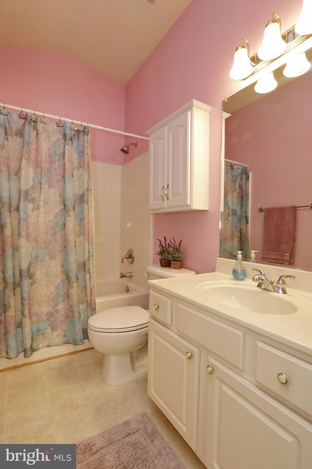 WASHINGTON SQUARE - Residential