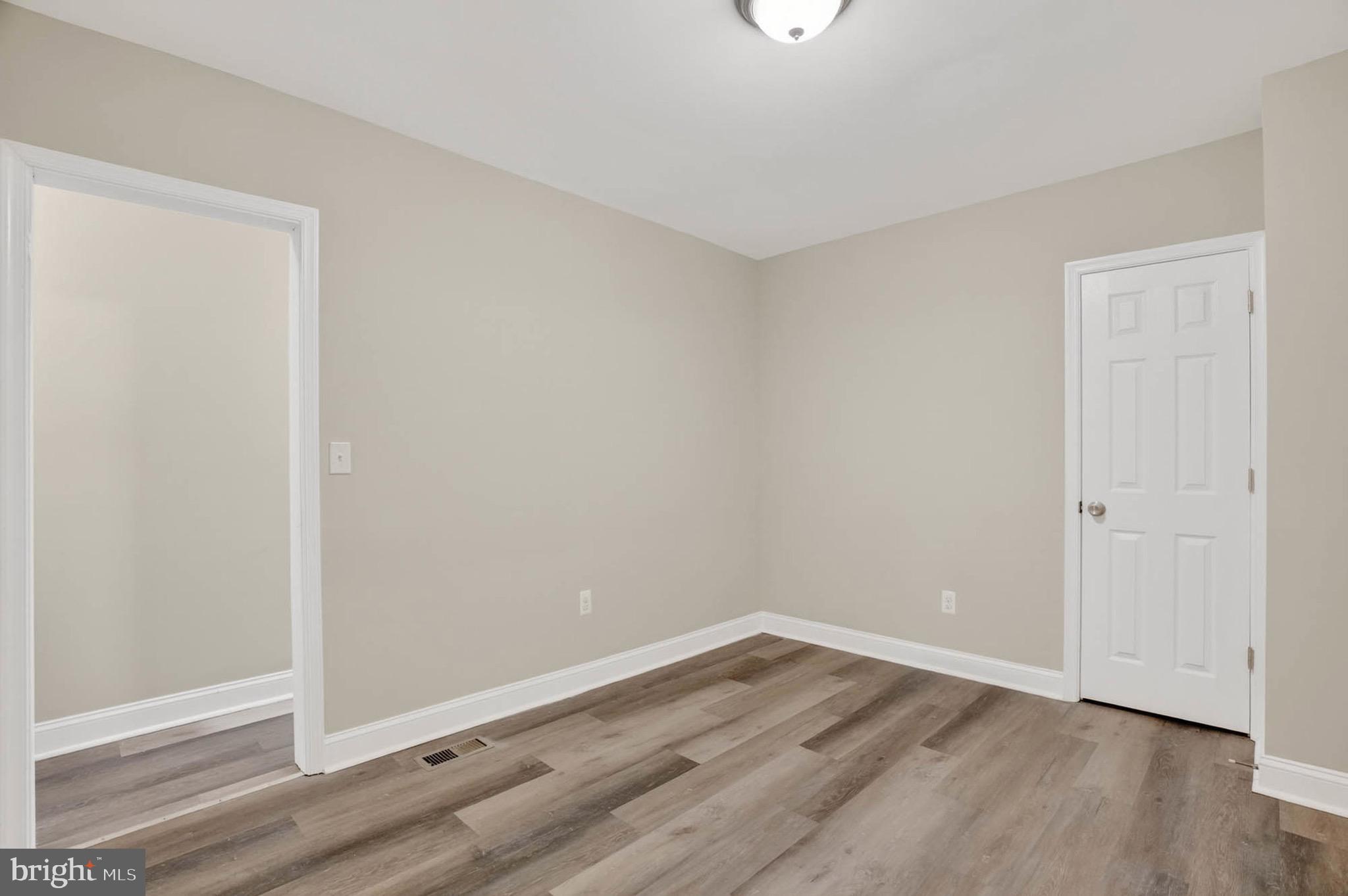 FRANKLINTOWN ROAD - Residential