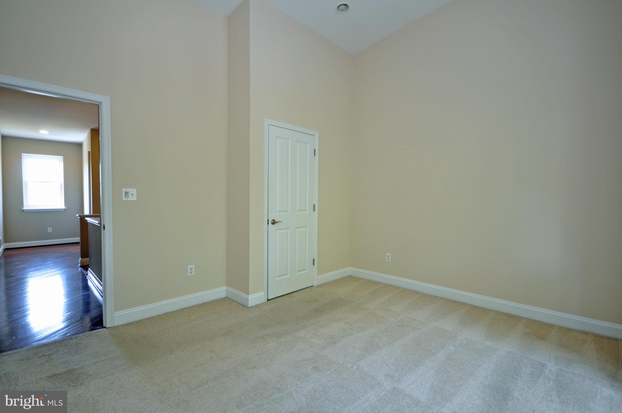 BARCLAY - Residential