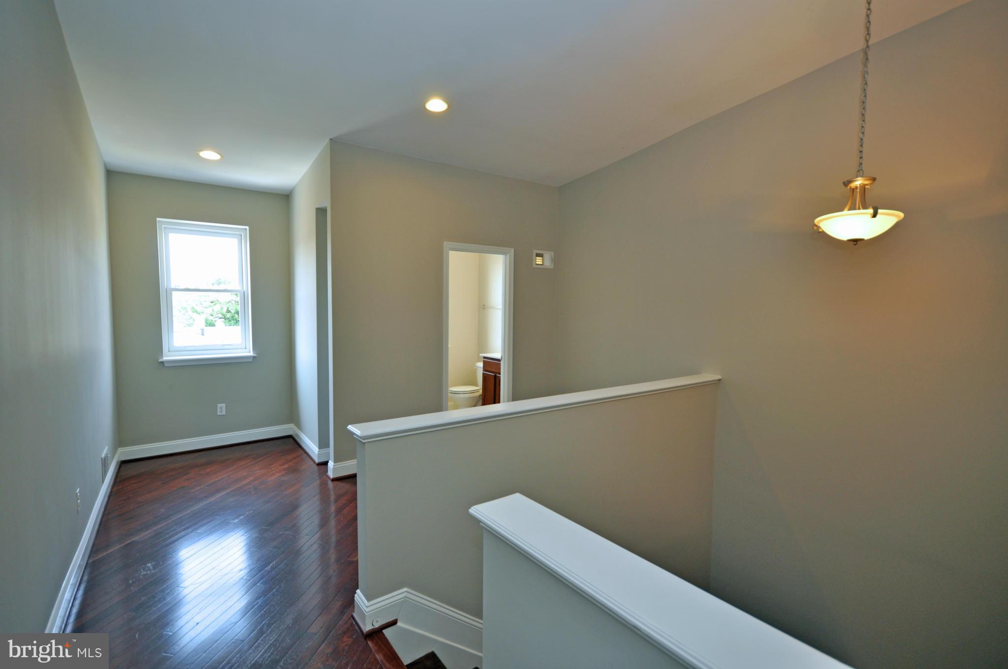 BARCLAY - Residential