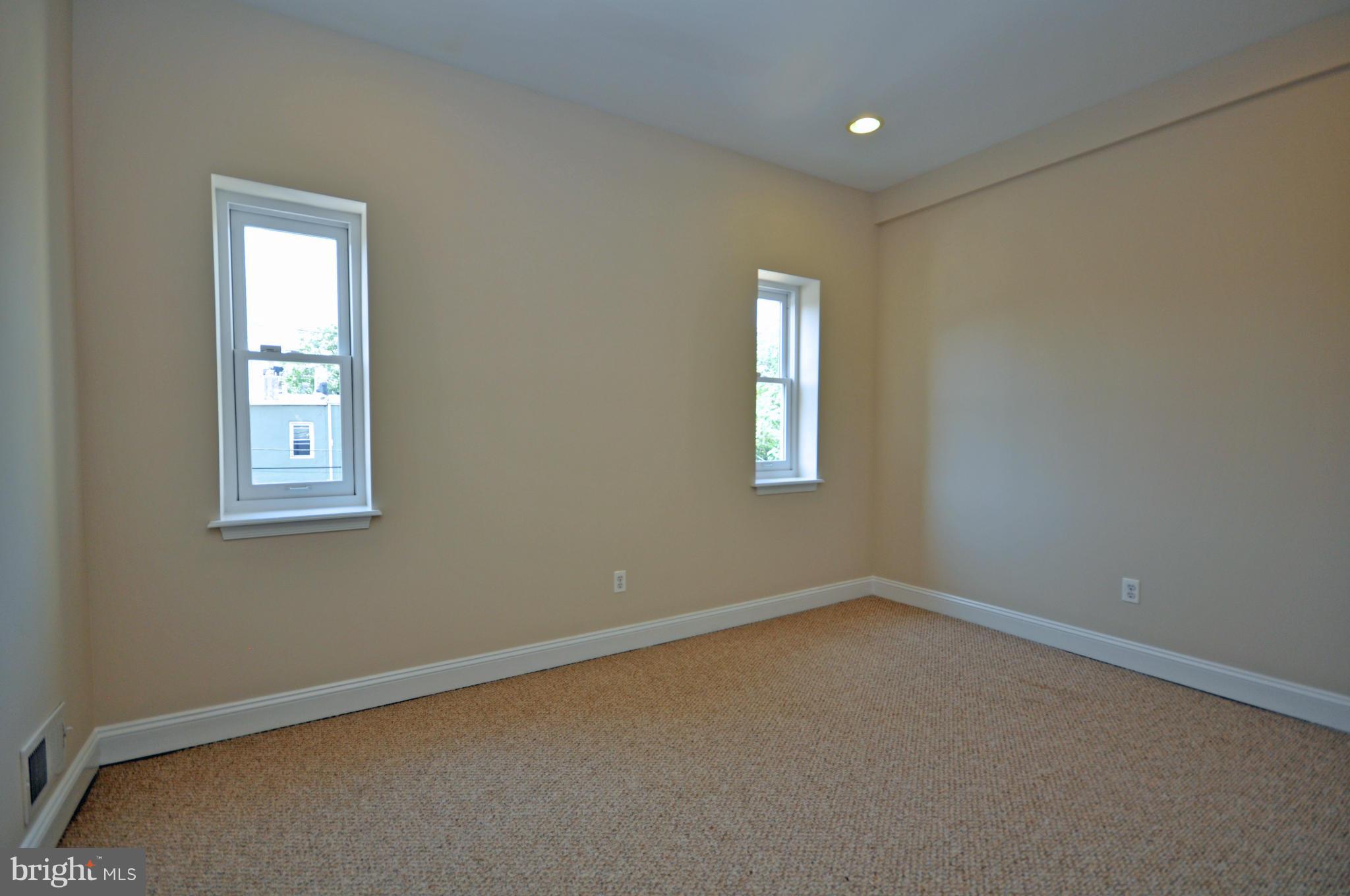 BARCLAY - Residential