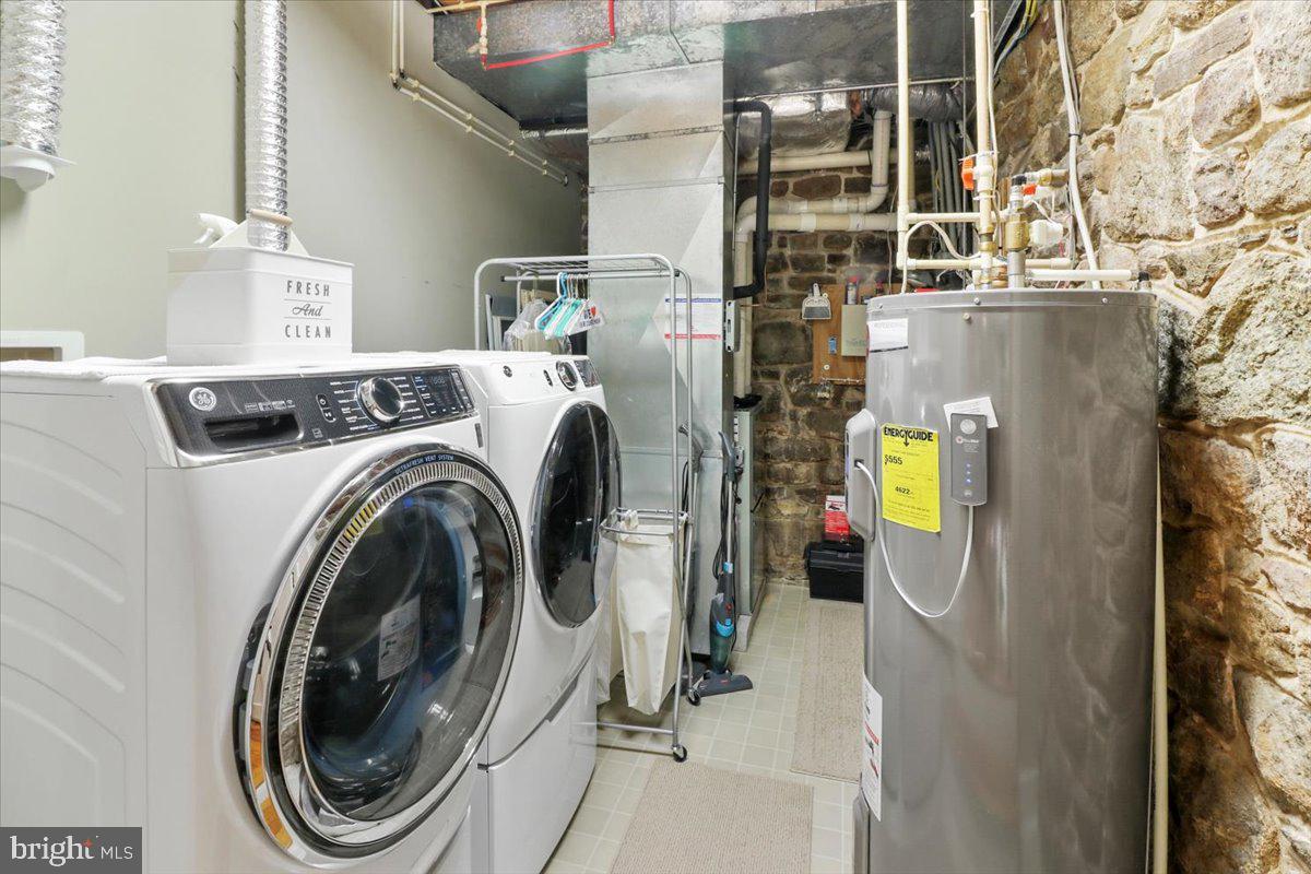 OLDEBULLTOWNVILLAGE - Residential