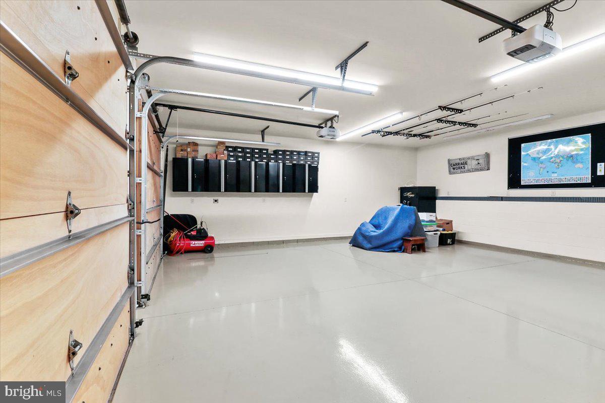 OLDEBULLTOWNVILLAGE - Residential