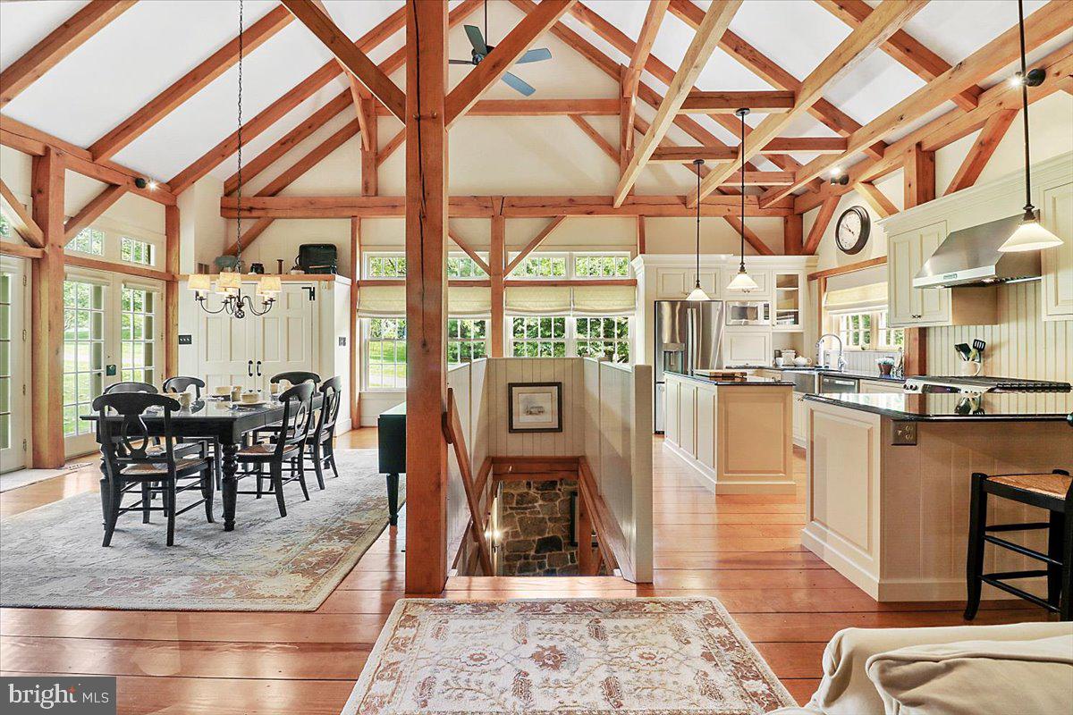 OLDEBULLTOWNVILLAGE - Residential