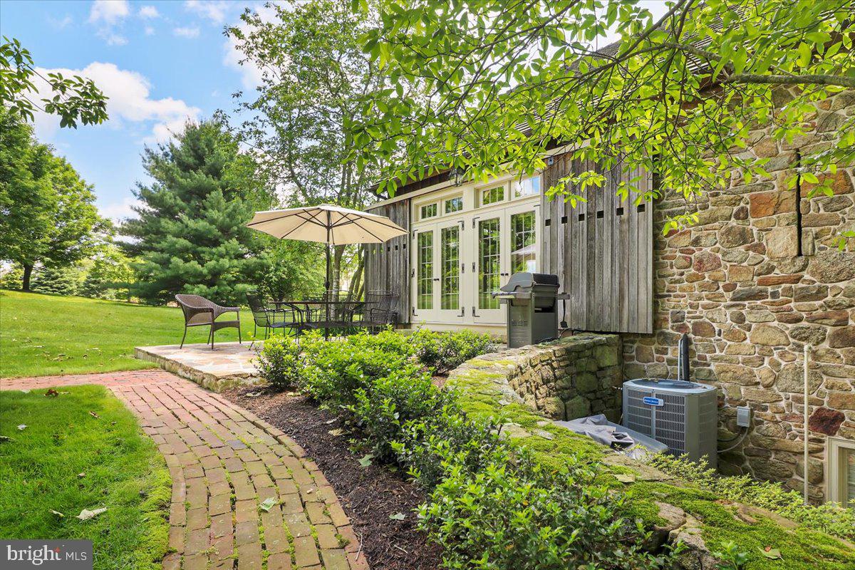 OLDEBULLTOWNVILLAGE - Residential