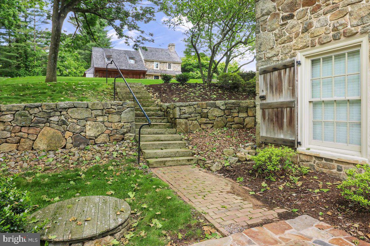 OLDEBULLTOWNVILLAGE - Residential