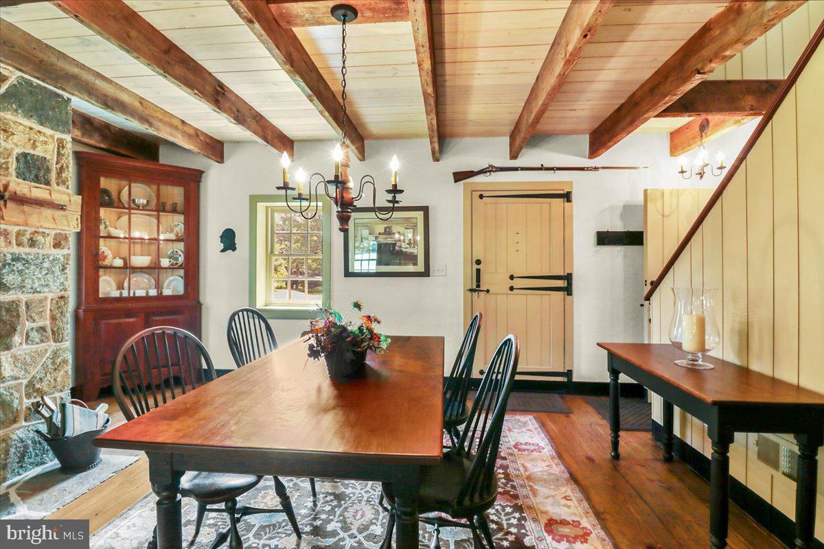 OLDEBULLTOWNVILLAGE - Residential