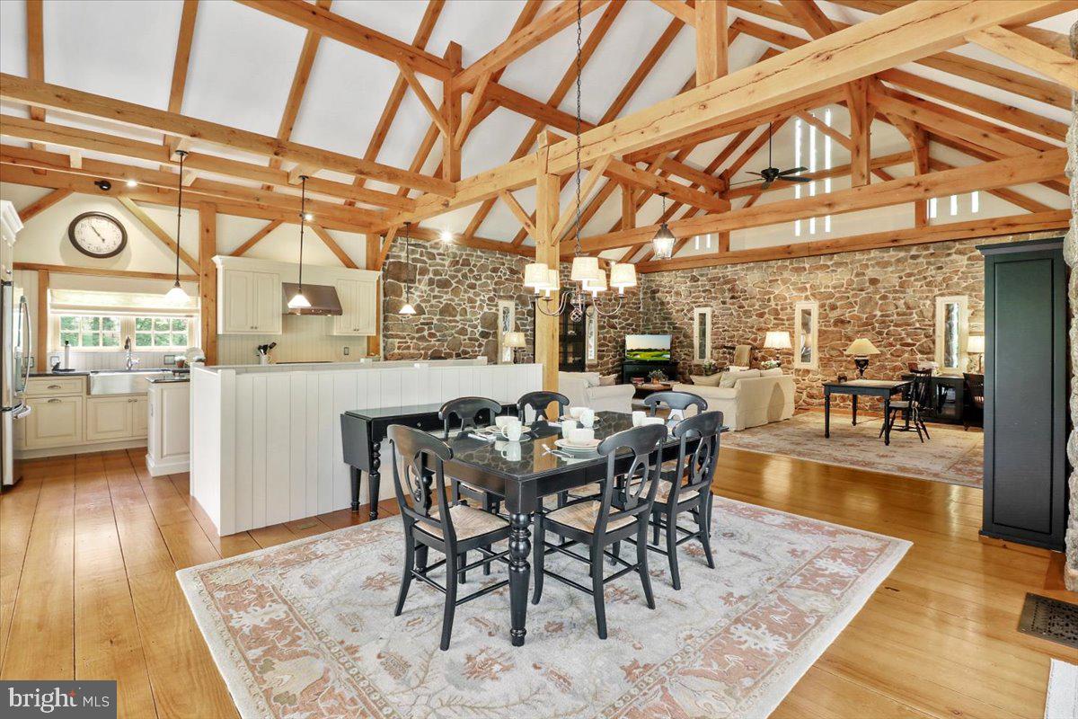 OLDEBULLTOWNVILLAGE - Residential