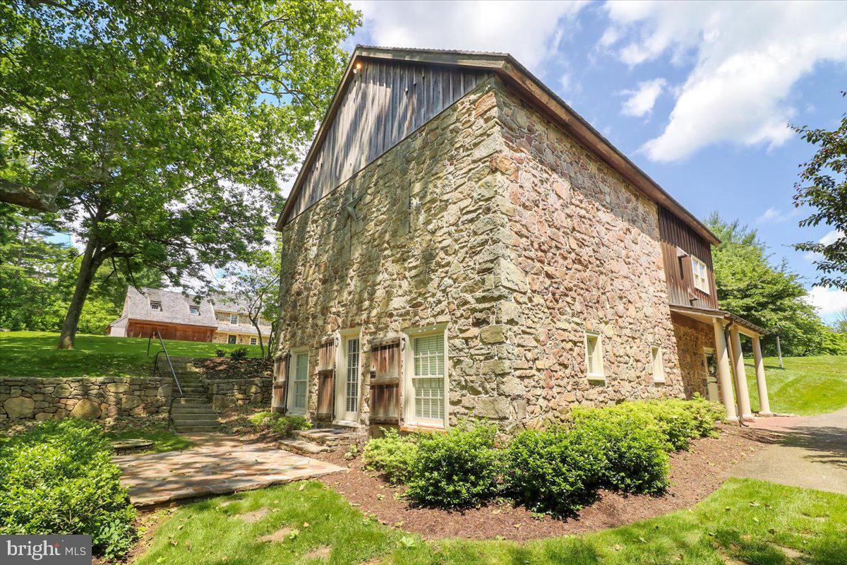 OLDEBULLTOWNVILLAGE - Residential