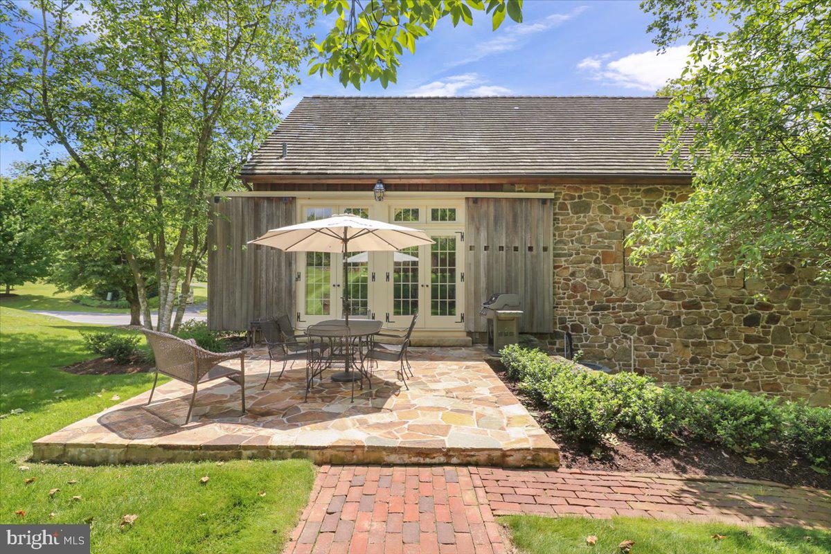 OLDEBULLTOWNVILLAGE - Residential