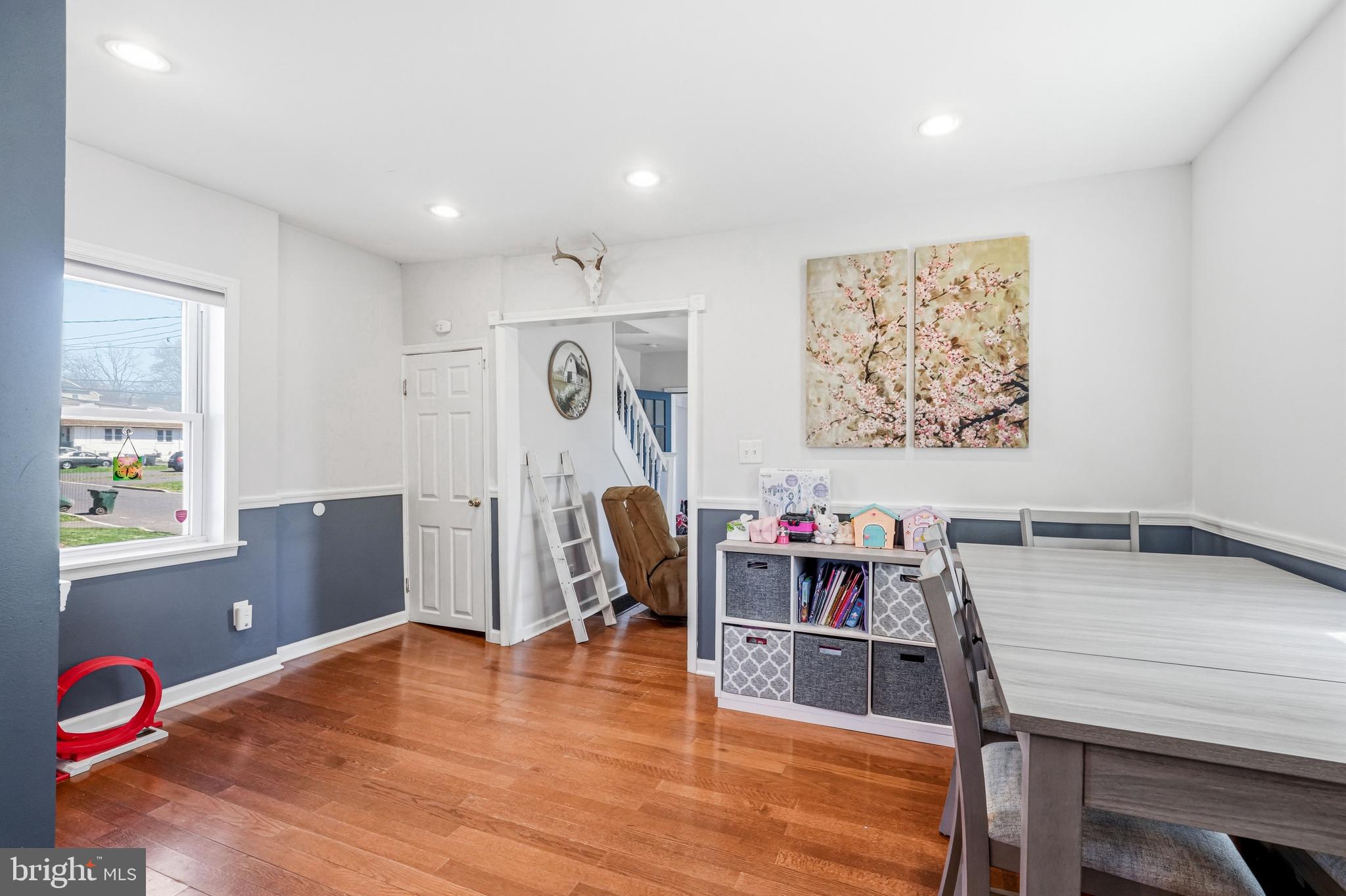 CRESTMONT - Residential