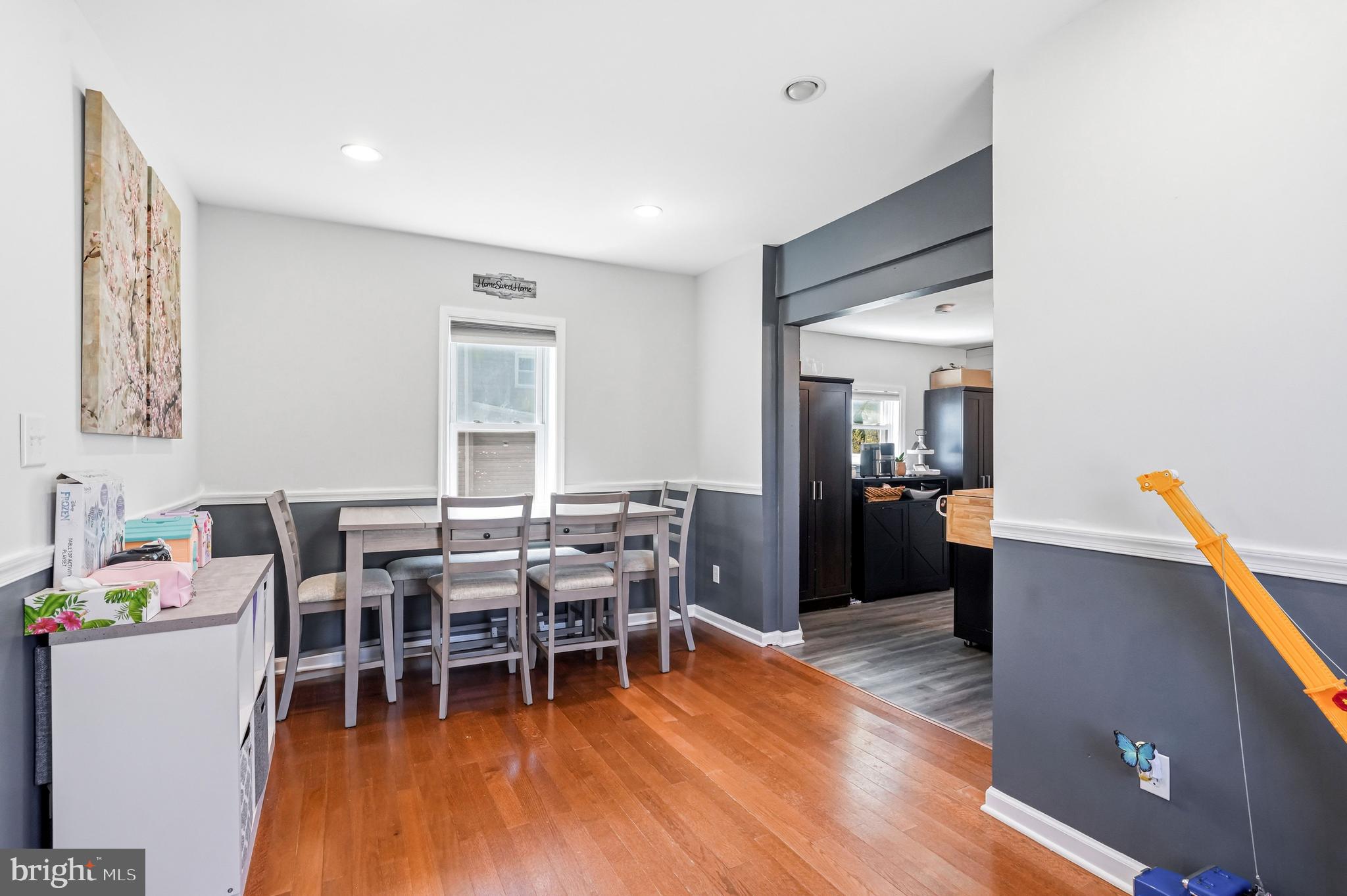 CRESTMONT - Residential