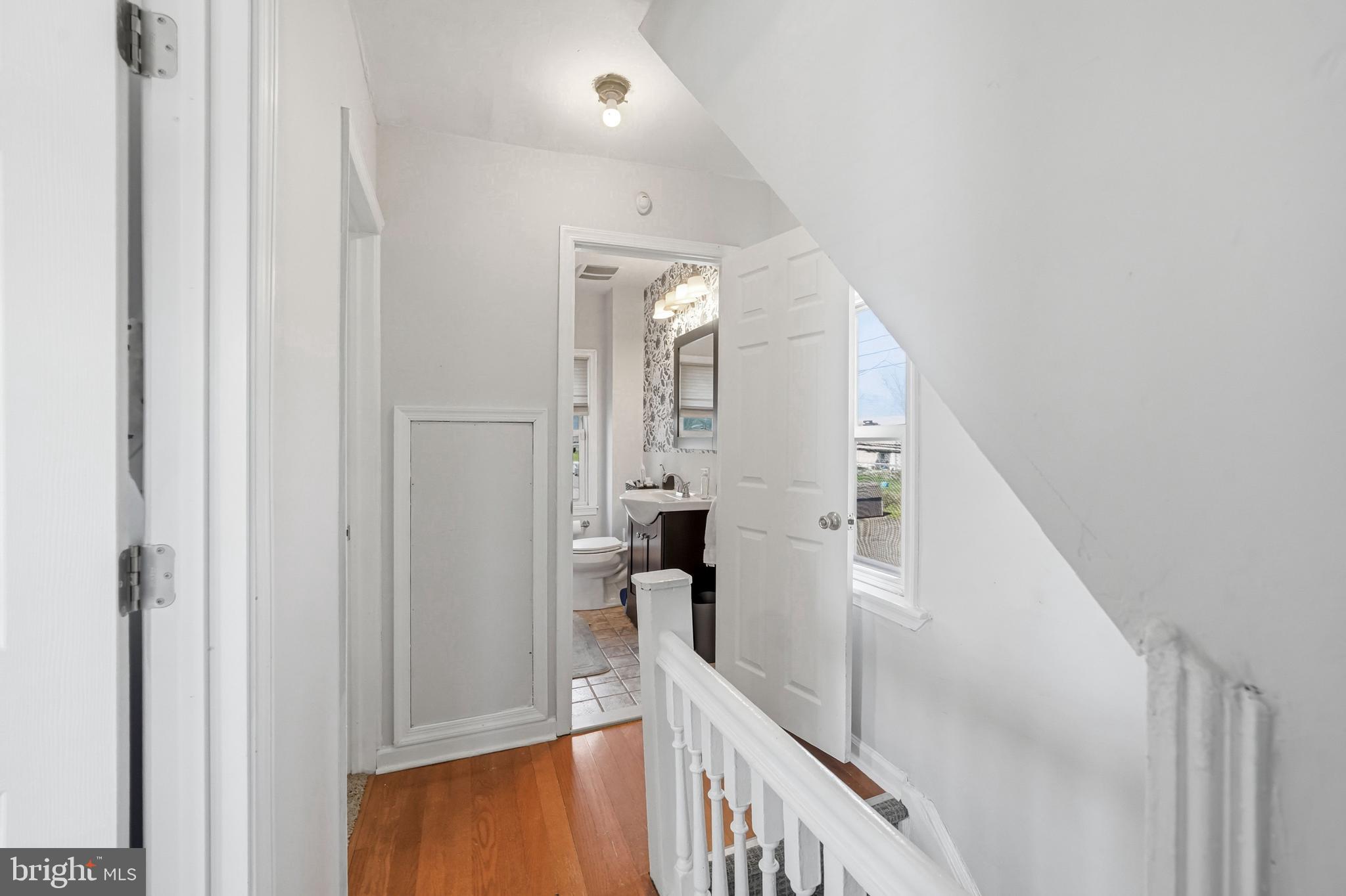 CRESTMONT - Residential