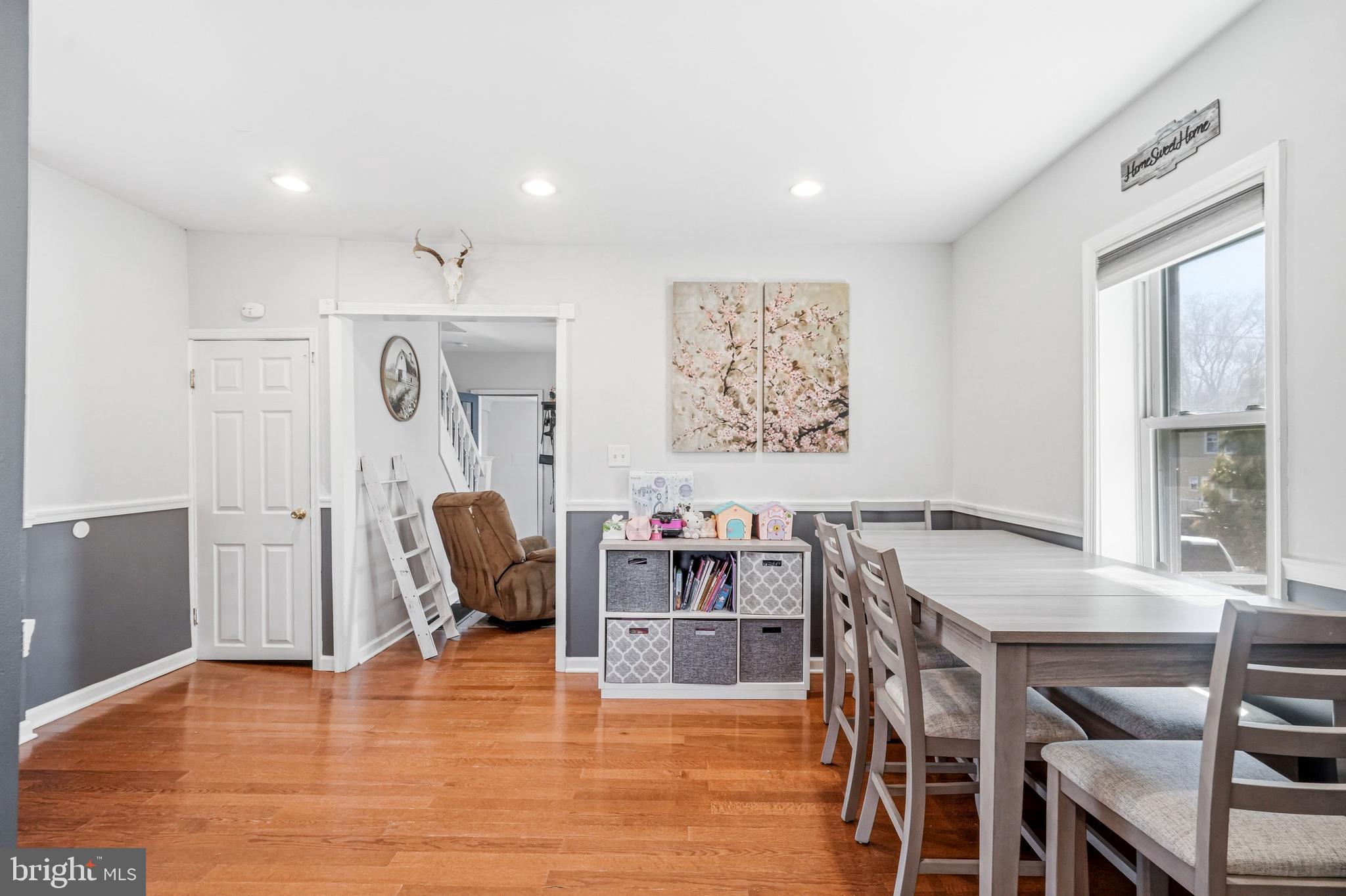 CRESTMONT - Residential