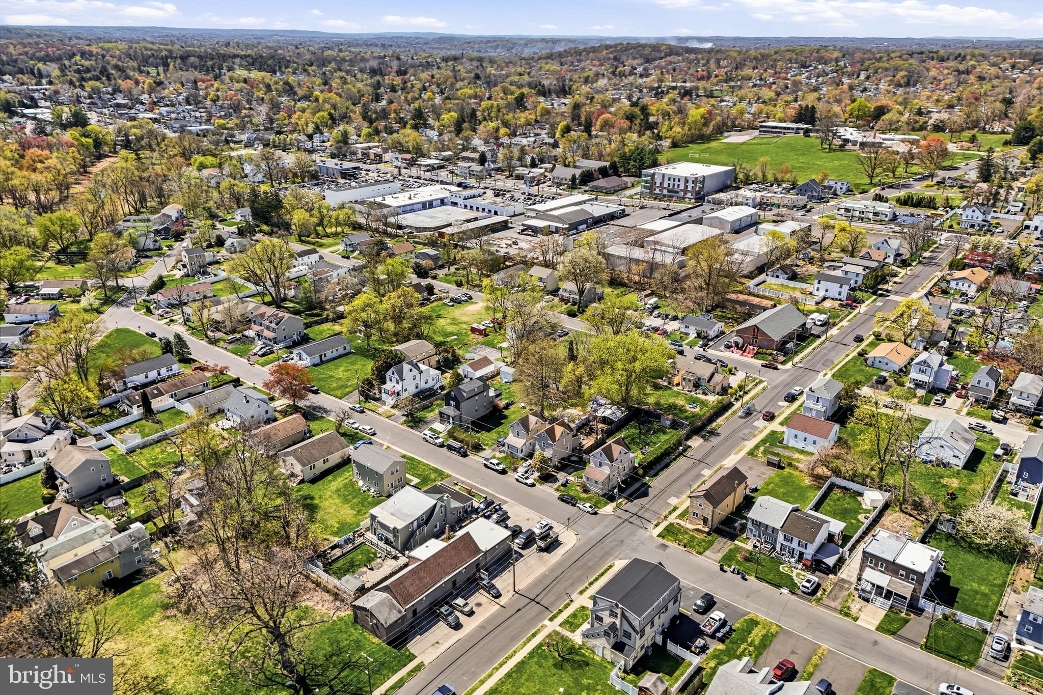 CRESTMONT - Residential