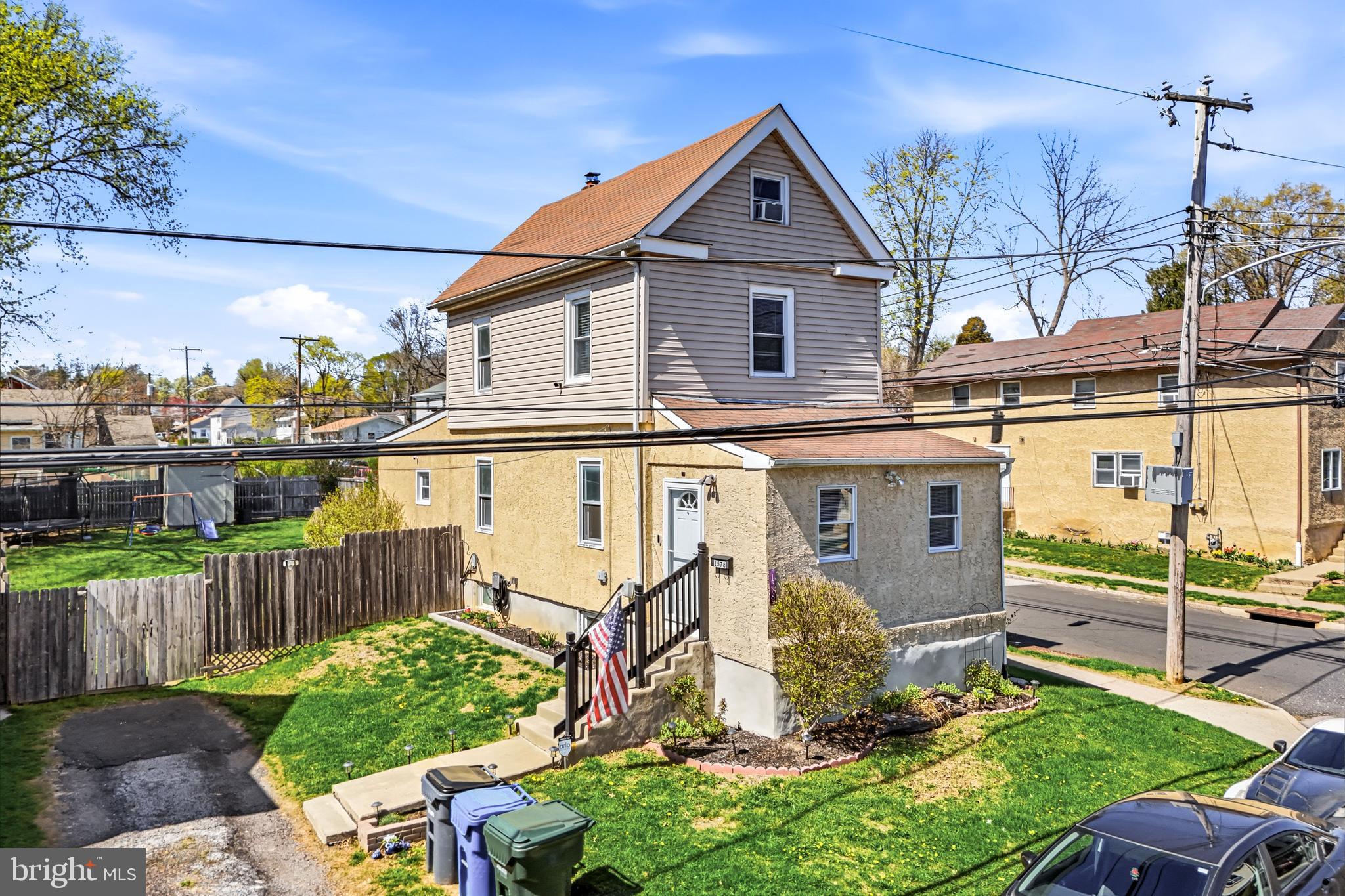 CRESTMONT - Residential