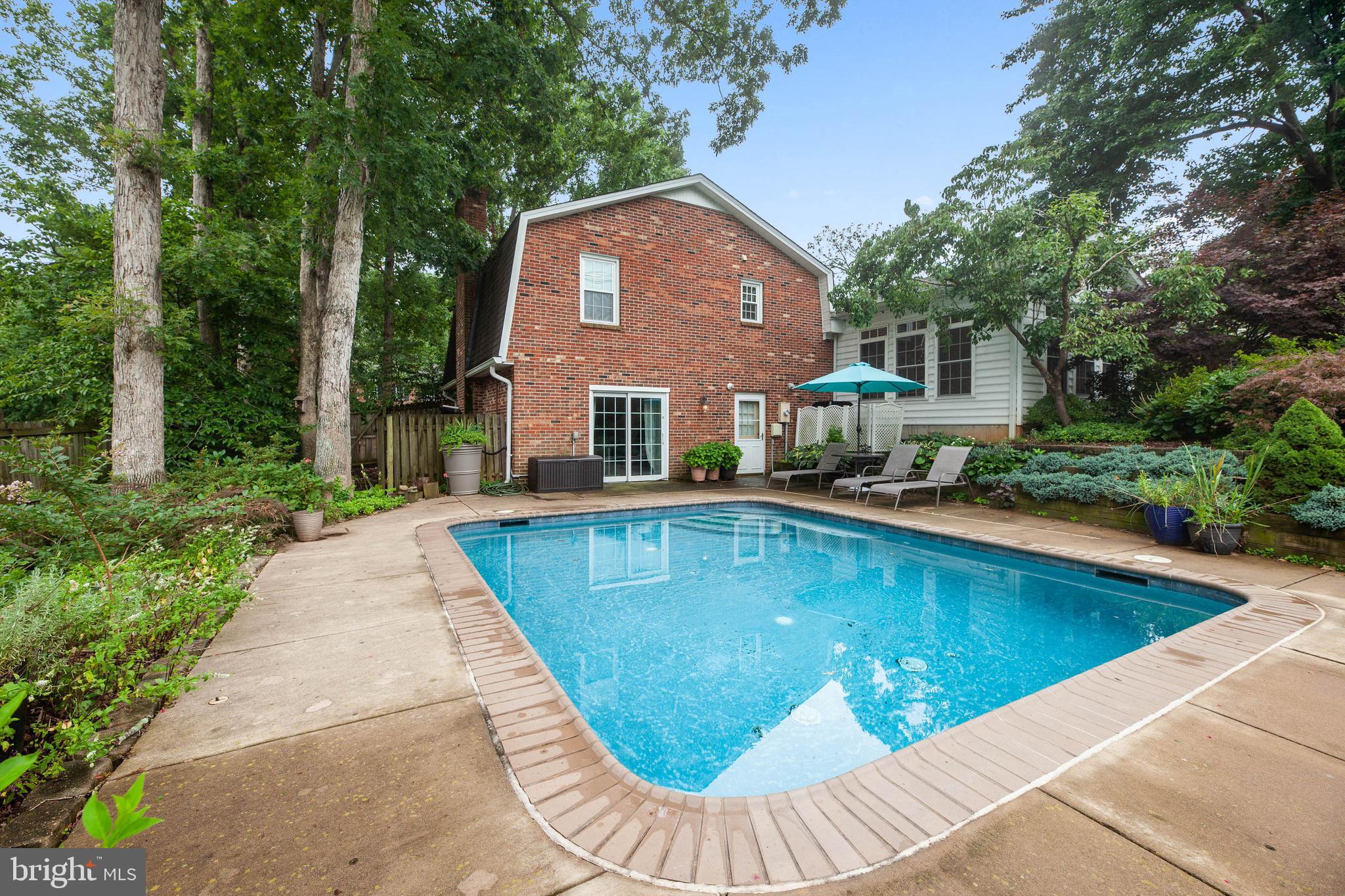 CLEARVIEW HEIGHTS - Residential