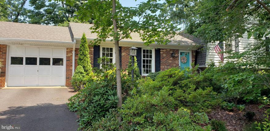 Beautiful home nestled on a treed, landscaped lot with heated in-ground pool! This versatile floor plan with numerous updates is sure to please. The spacious main level living area welcomes you into this sun filled home.   Moving on to the kitchen you'll find updated granite countertops, a center isle and  updated appliances. Adjacent to the dining area you can enjoy lazy days or cozy evenings in the gourgeous sunroom accented with cathedral ceiling that overlooks the beautiful landsaped grounds and heated pool. On to the upper level you'll find 3 bedrooms and 2 full baths. Note the primary bedroom offers an updated bath with a beautiful tiled shower stall, spacious vanity and tile floors. Continue to the lower level that's where you'll find the versatile great room accented with a masonry fireplace and access to the pool is ideal for entertaining, or a home office, craft room, teen lounge or possible 4th bedroom. And last but not least the beautiful lanscaped lot with heated in-ground pool is a true oasis to enjoy. Numerous updates include roof, windows, hvac system and master bath. Secondary baths updated with new tile and vanities. Sunroom addition and heated gunite pool all in 2011. Owner converted to electric however Natural Gas hook-up is available for the new owner if desired.   Pergot floors main level, hardwood floors bedroom level and wood laminate lower level... No HOA......Convenient to 195, Commuter Train, Commuter Parking, YMCA, Stafford Regional Airport and Downtown Historic Fredericksburg..... Buyers Agent must accompany when viewing. Thank you!