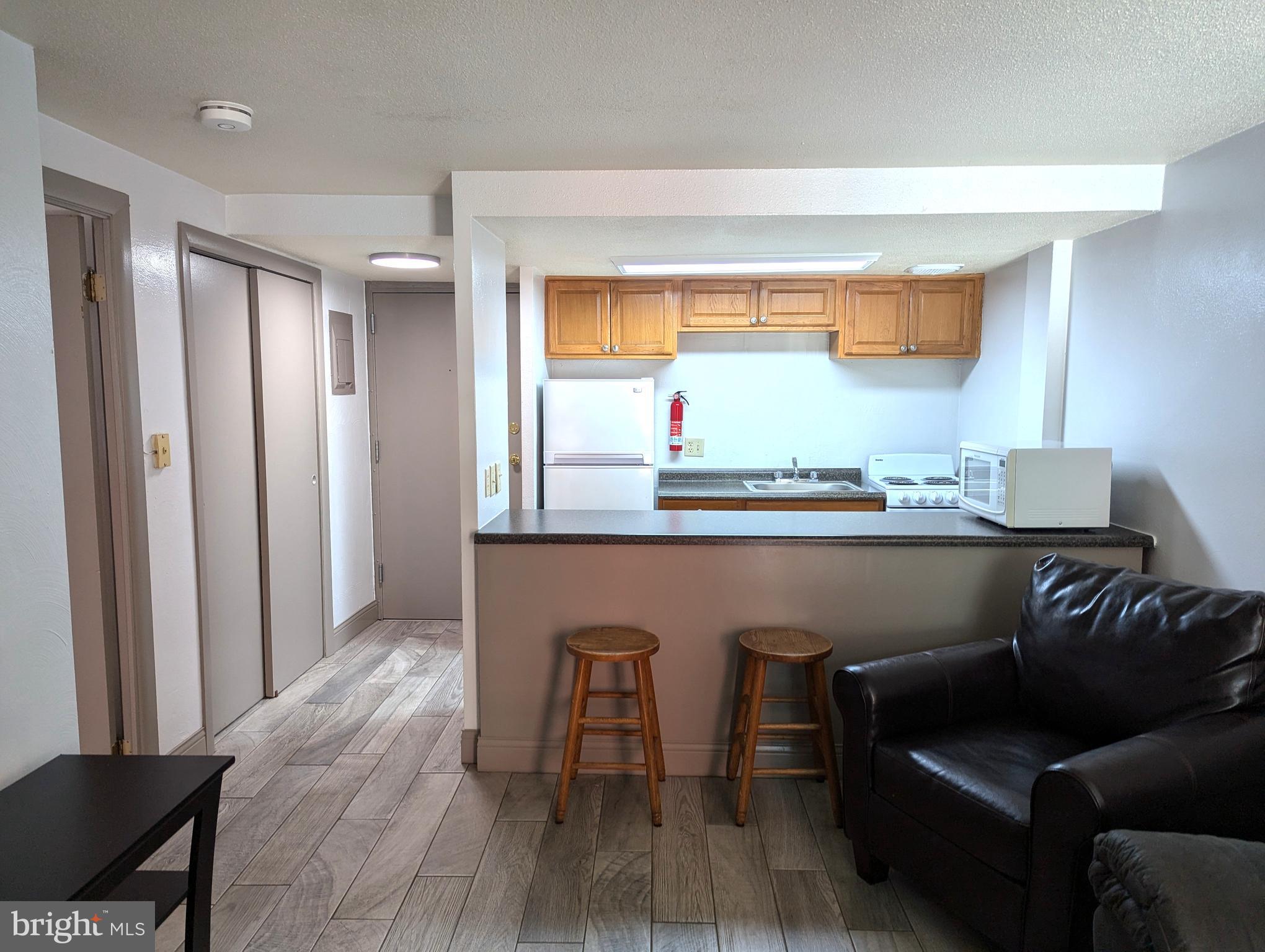 458 E COLLEGE AVENUE 510