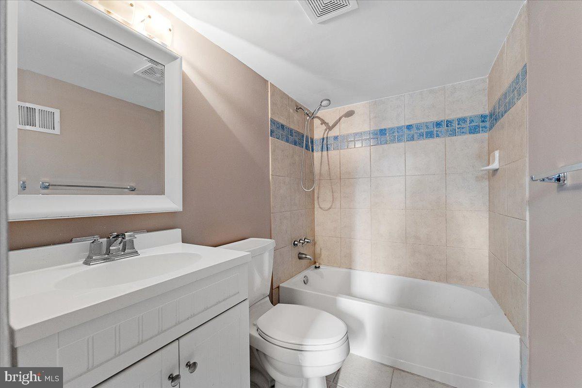 CALVERT BEACH ESTATES - Residential