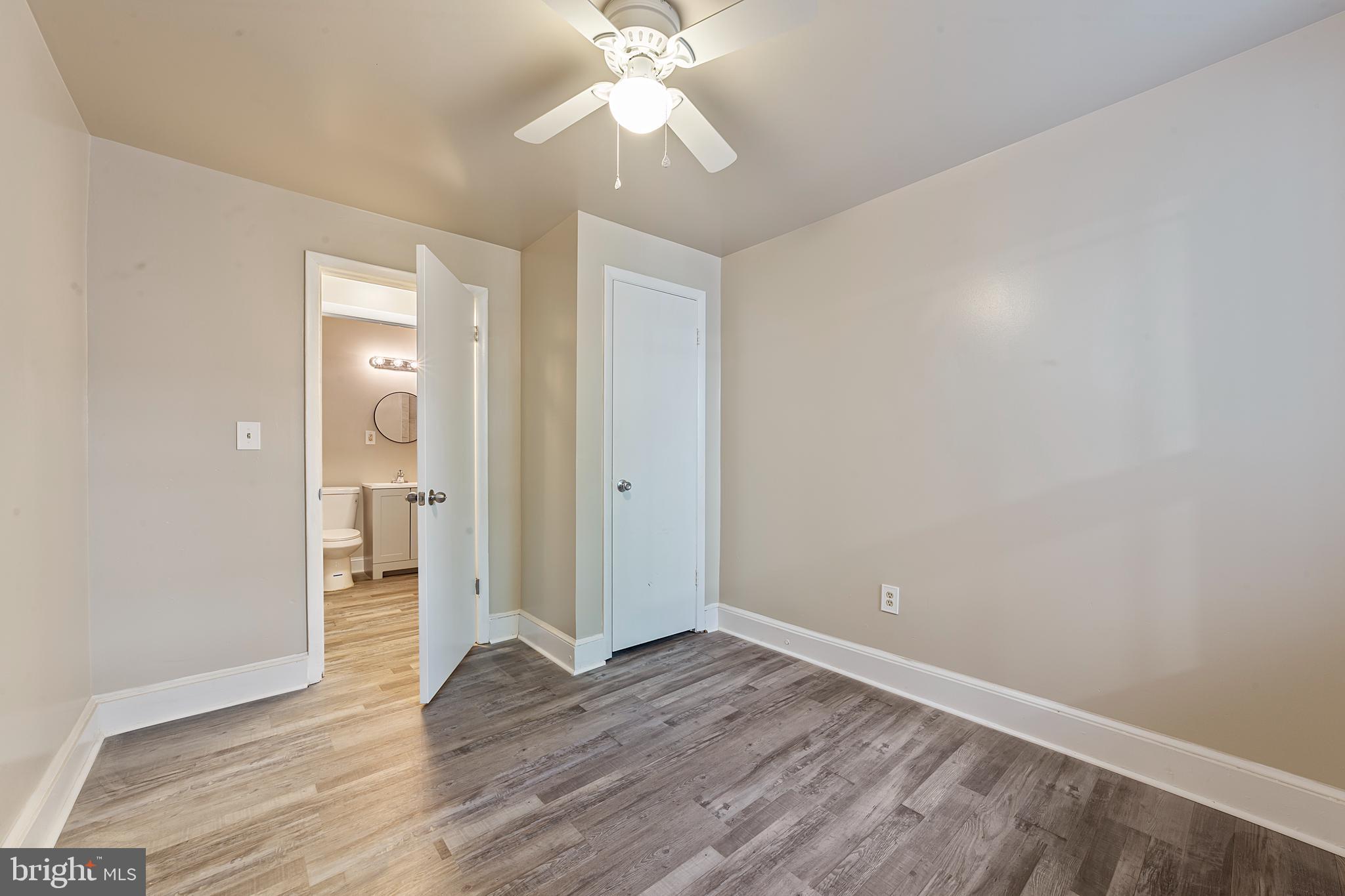 121 GALVESTON PLACE SW 2