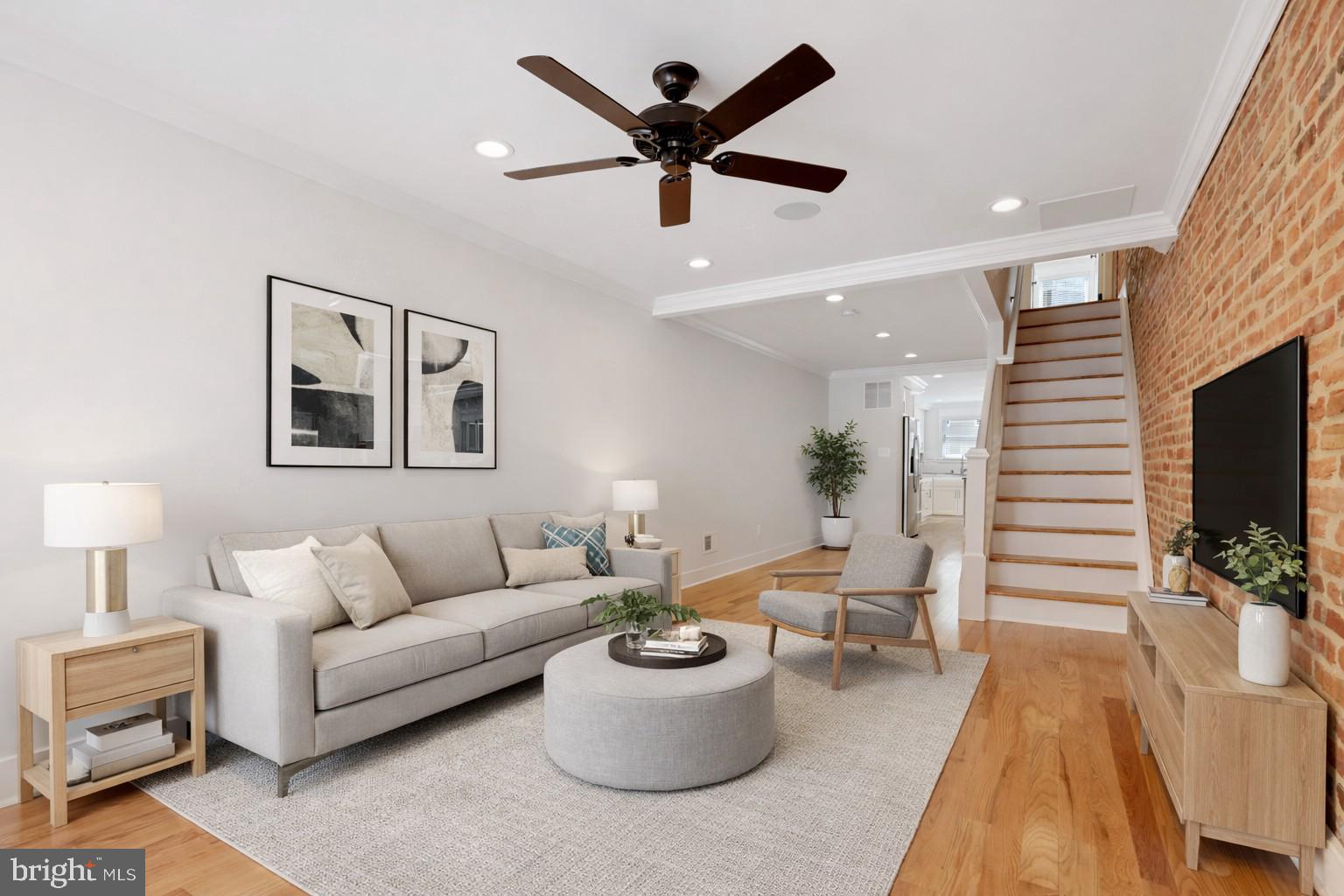 1327 RICHARDSON STREET