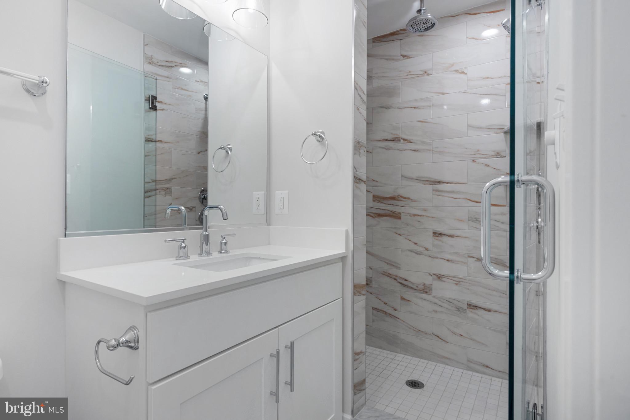 LOCUST POINT - Residential