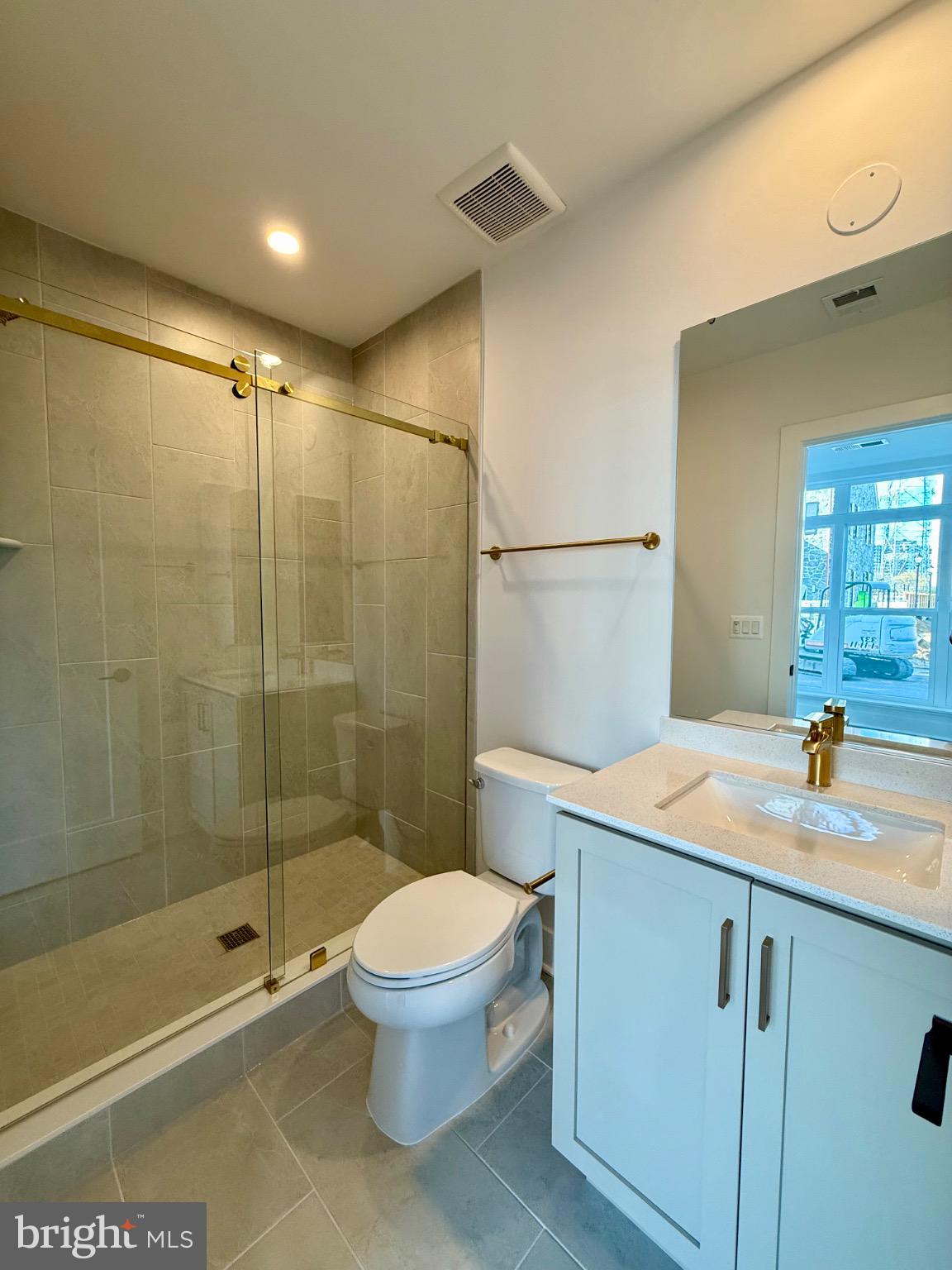 WESTBARD SQUARE - Residential Lease