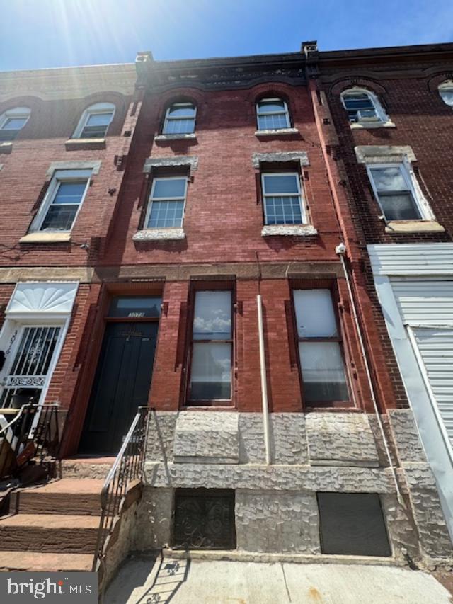Large well maintained 3-story brick home. Most recently used as a boarding house / half way recovery house. Property was potential to command large income potential with 7 bedrooms, 2 full bathrooms, 2 half bathrooms and several room with their own sinks. Zoned for 11 occupants (License attached in agent section of MLS) RARE to find properties like these which are legally zoned with city as a boarding house. Main floor also contains a large over size living room and full size eat in kitchen. Perfect for an investor looking for a turn key property offering excellent long term income. Make your offer today!