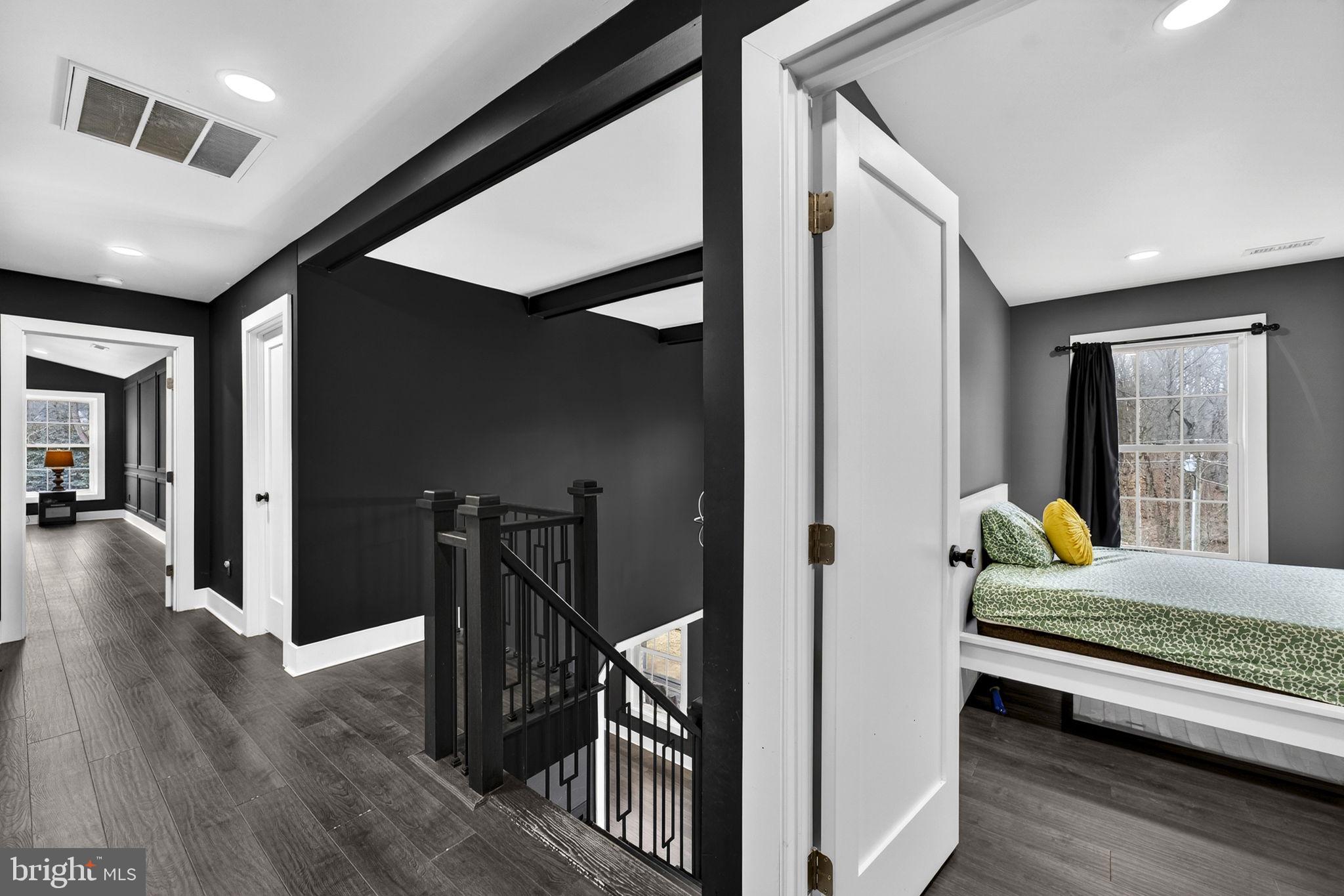 FOX DEN ESTATES - Residential