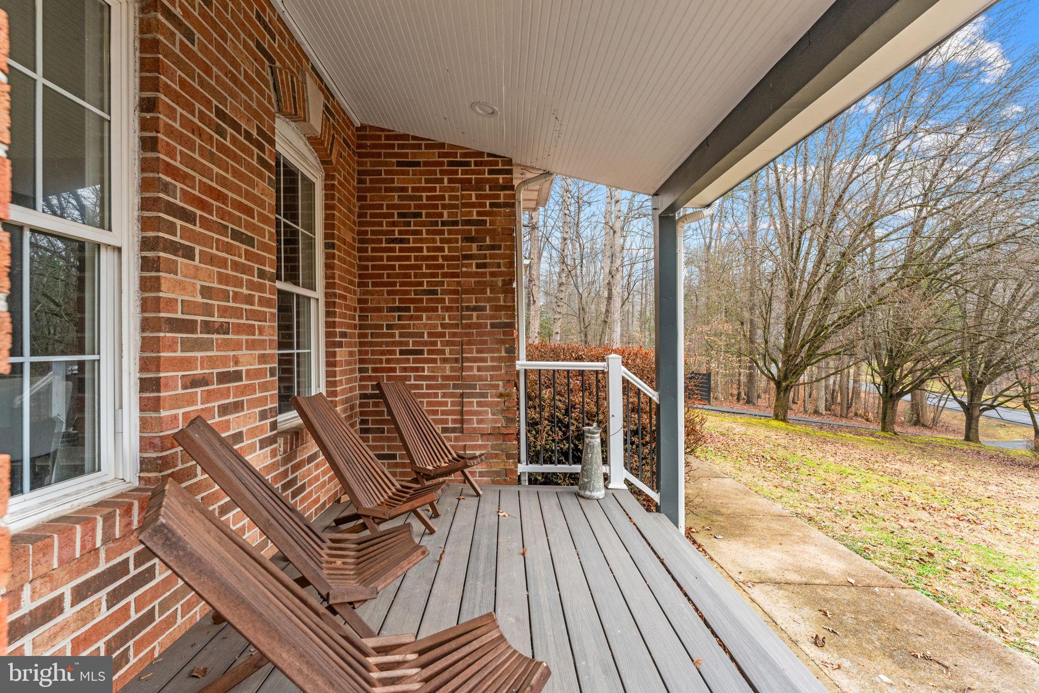 FOX DEN ESTATES - Residential