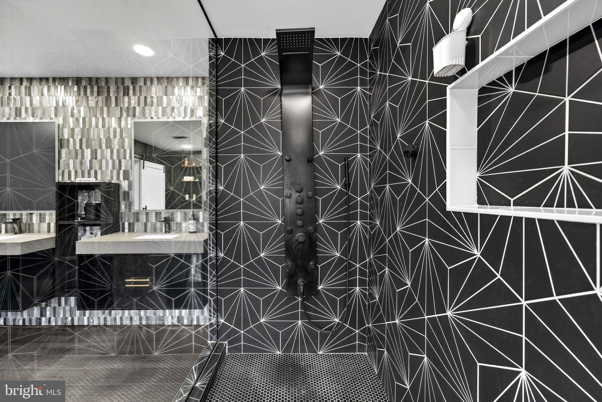 FOX DEN ESTATES - Residential