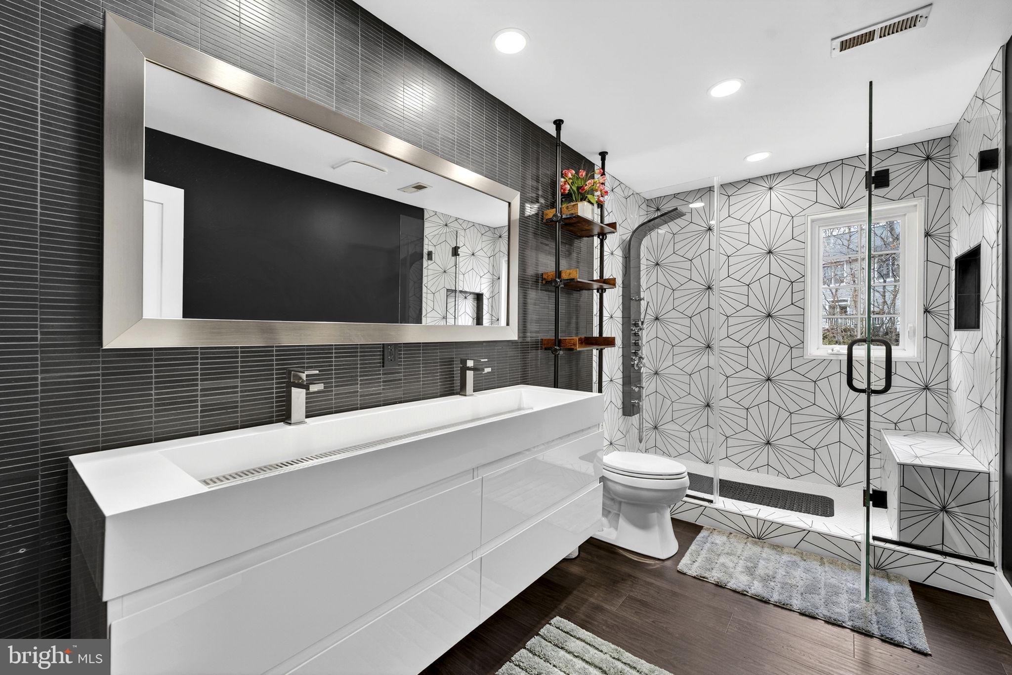 FOX DEN ESTATES - Residential