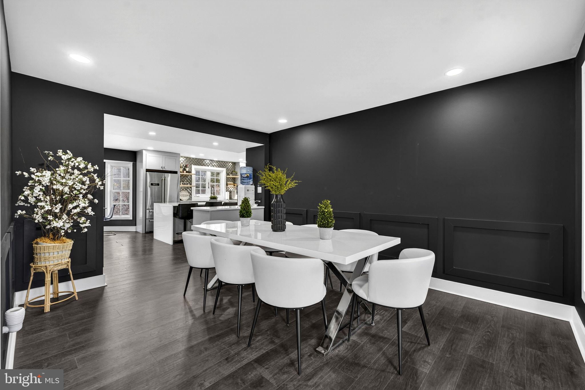 FOX DEN ESTATES - Residential