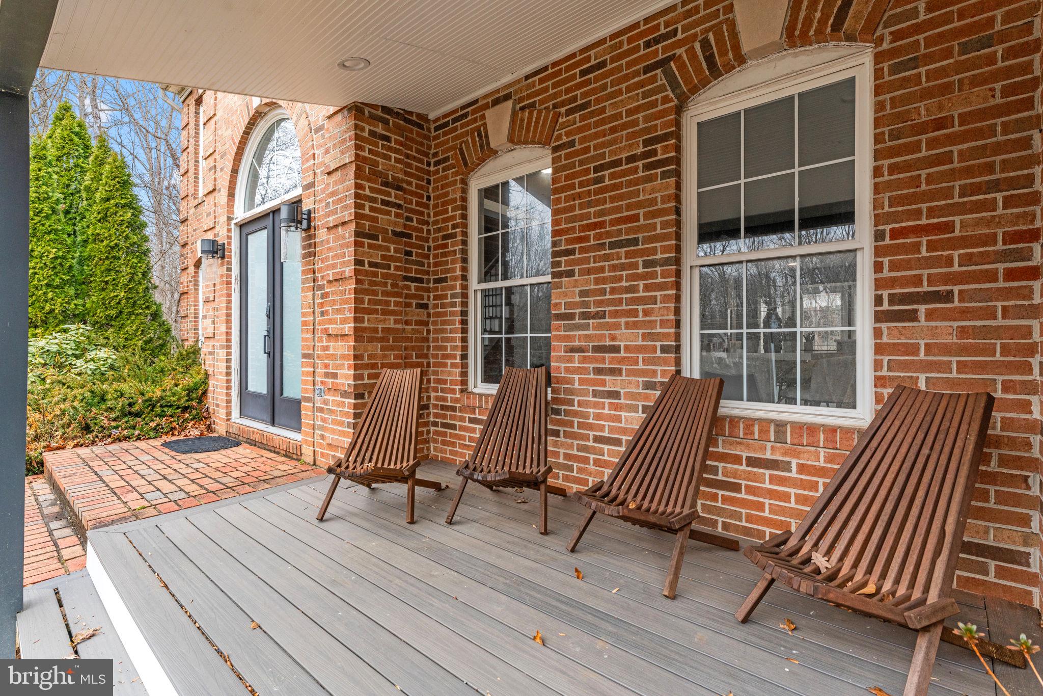 FOX DEN ESTATES - Residential