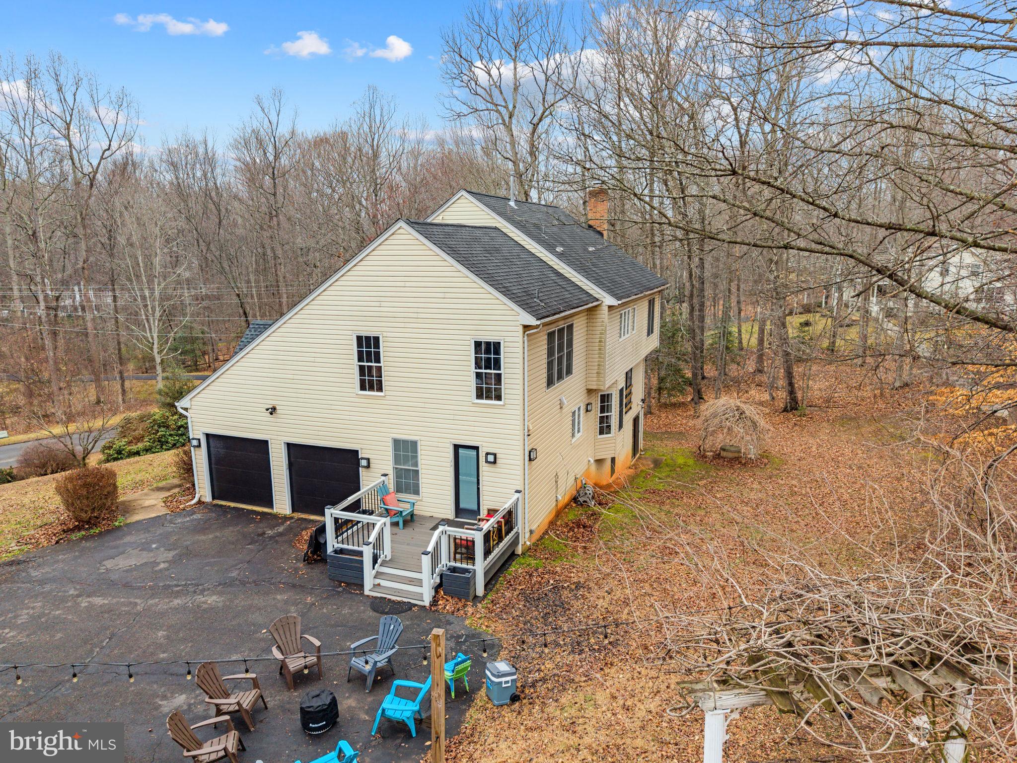 FOX DEN ESTATES - Residential