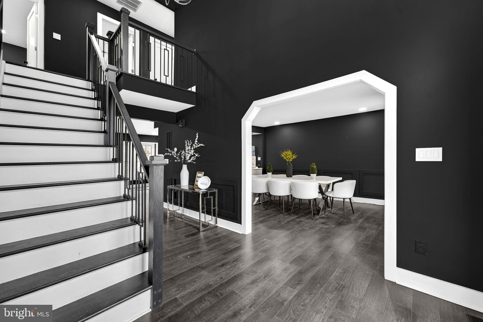 FOX DEN ESTATES - Residential