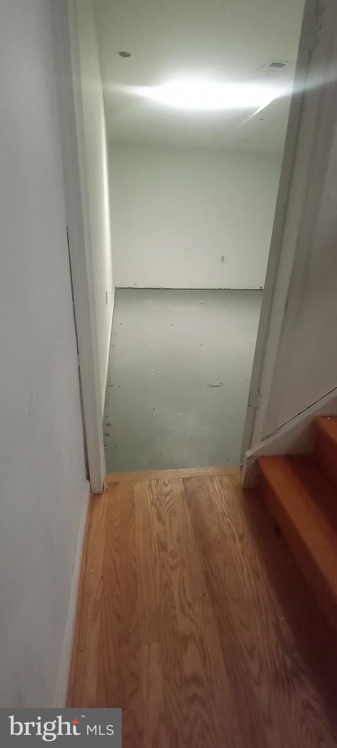 LAUREL PARK - Residential