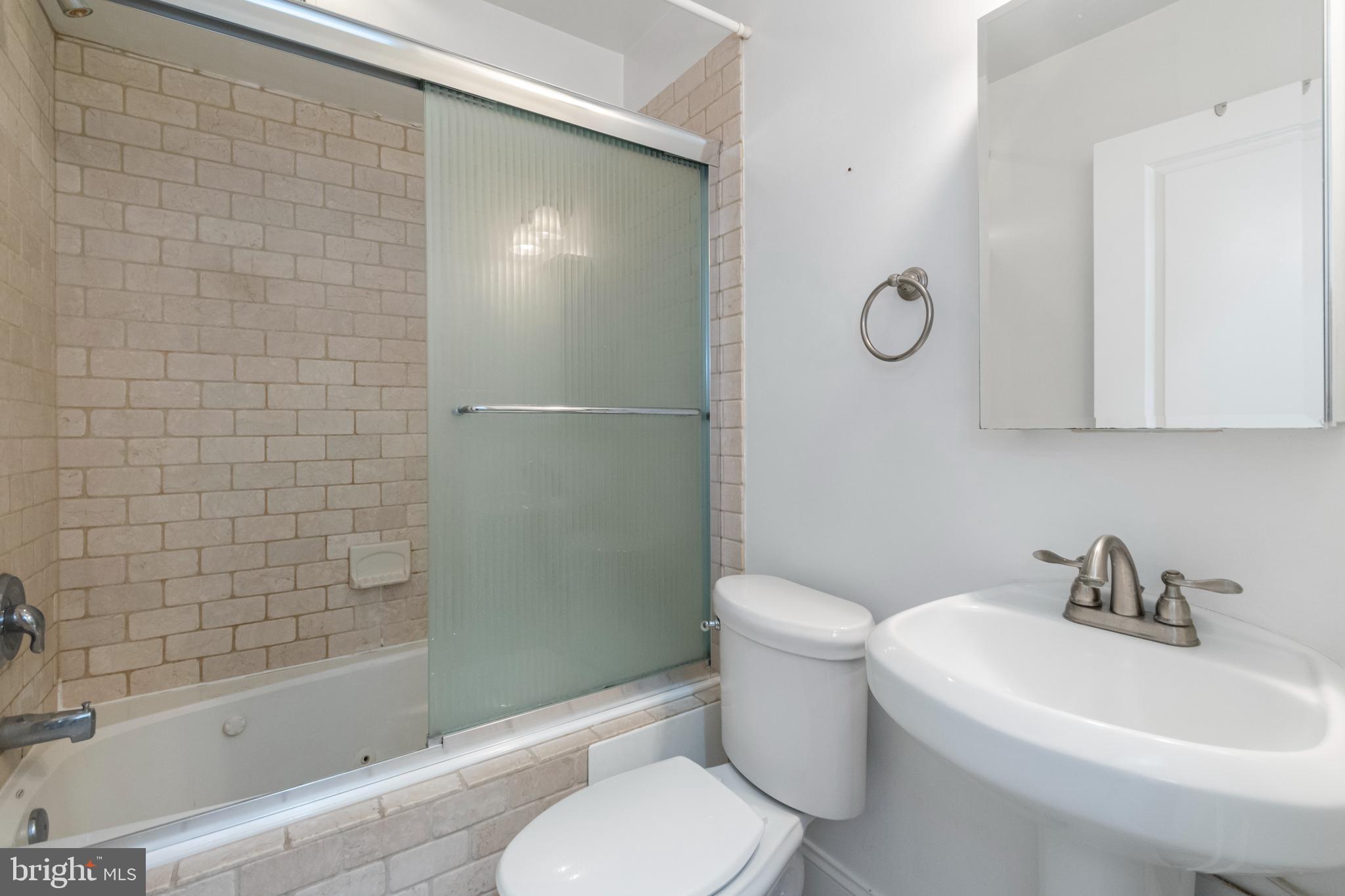 CANTON - Residential Lease